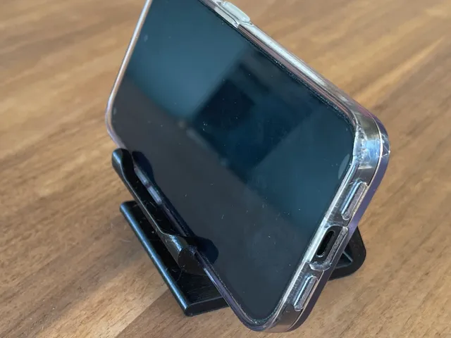 Simple Phone Stand