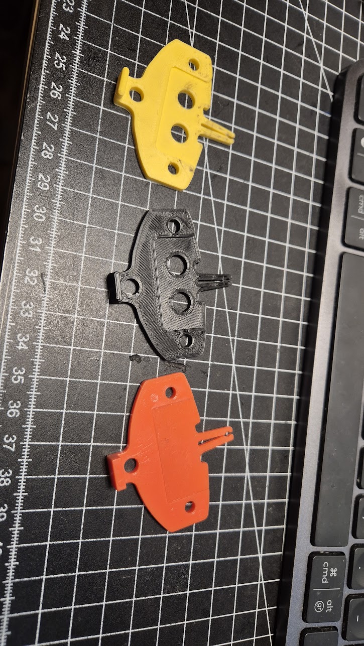 Brake pad-spacer alternative for Shimano Y8J709000