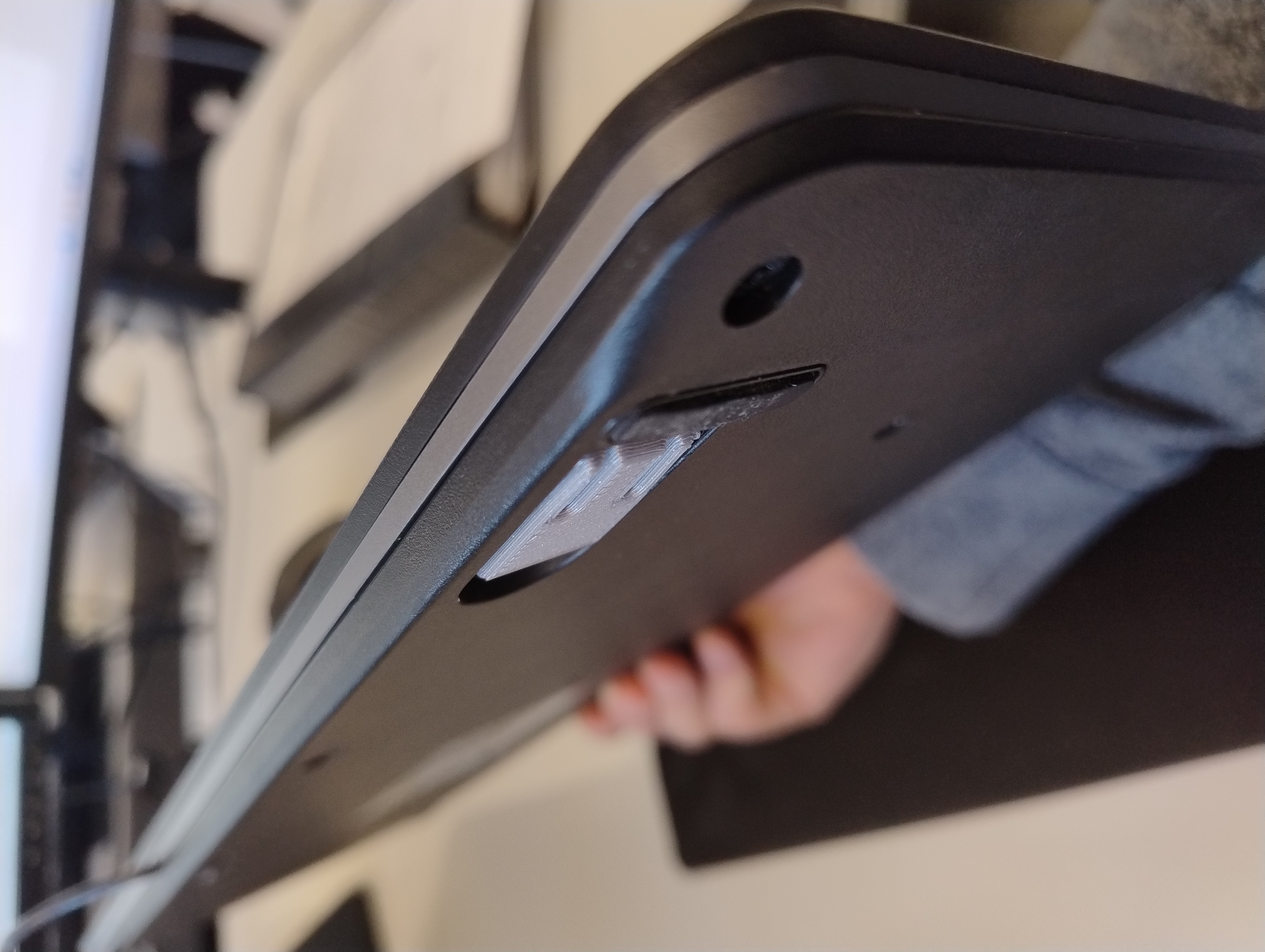 Keyboard stands for HP model KU-1156