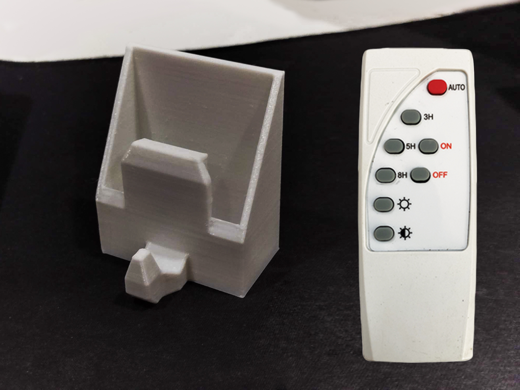 Solar cell remote control storage box.