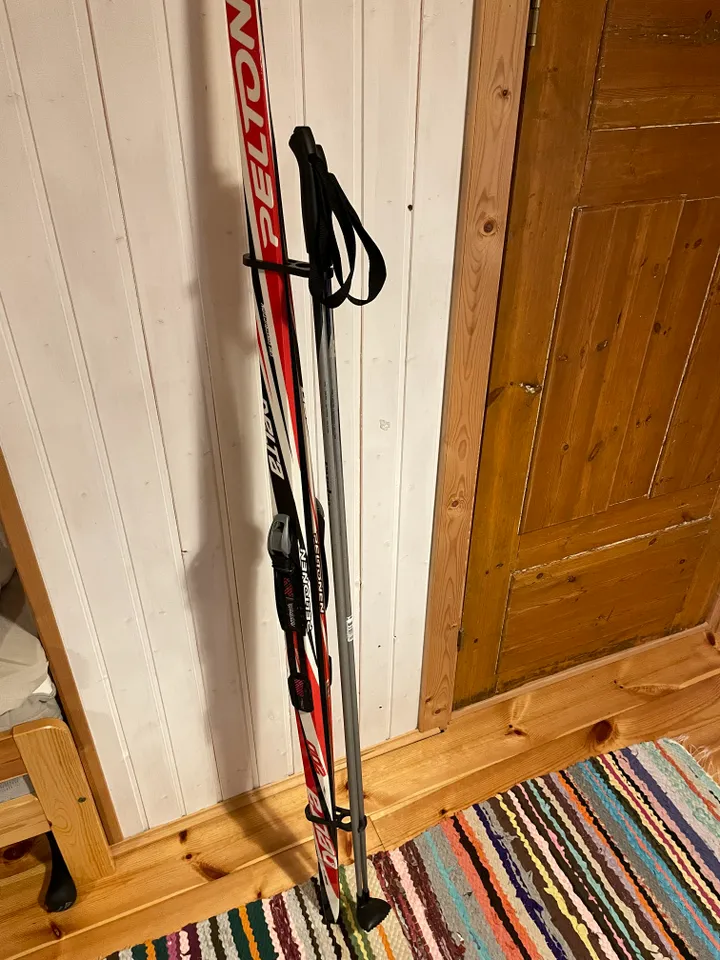 cross country ski and pole holder Bagdent Skis Poles – 1 Pair, Universal Nordic Carrier (Blue) : Sports & Outdoors Convenient holder for efficiently transporting skis and poles together Cross Country Skis and Poles