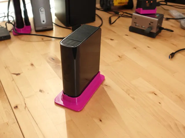 WD Western Digital Elements hard drive vertical stand