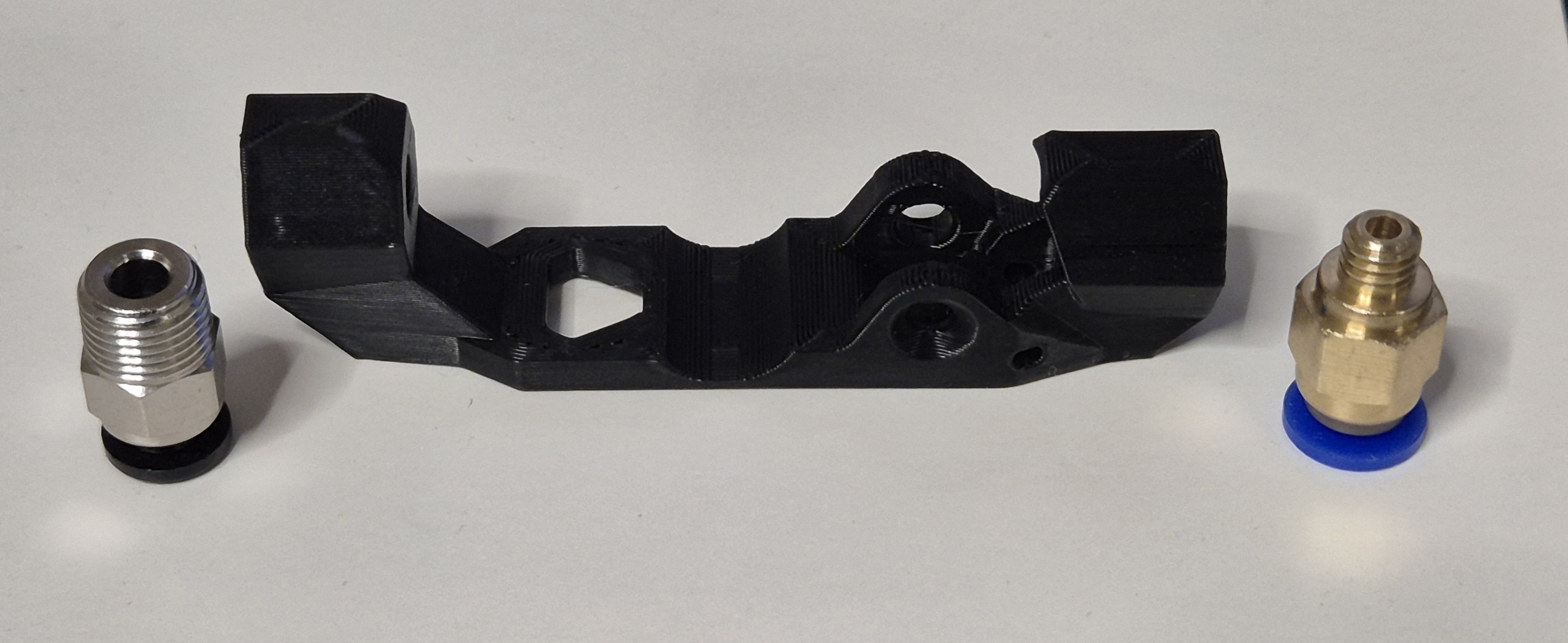 Base module for LH Stinger Pico MMU with PC4-M6 and PC4-M10 PTFE couplers