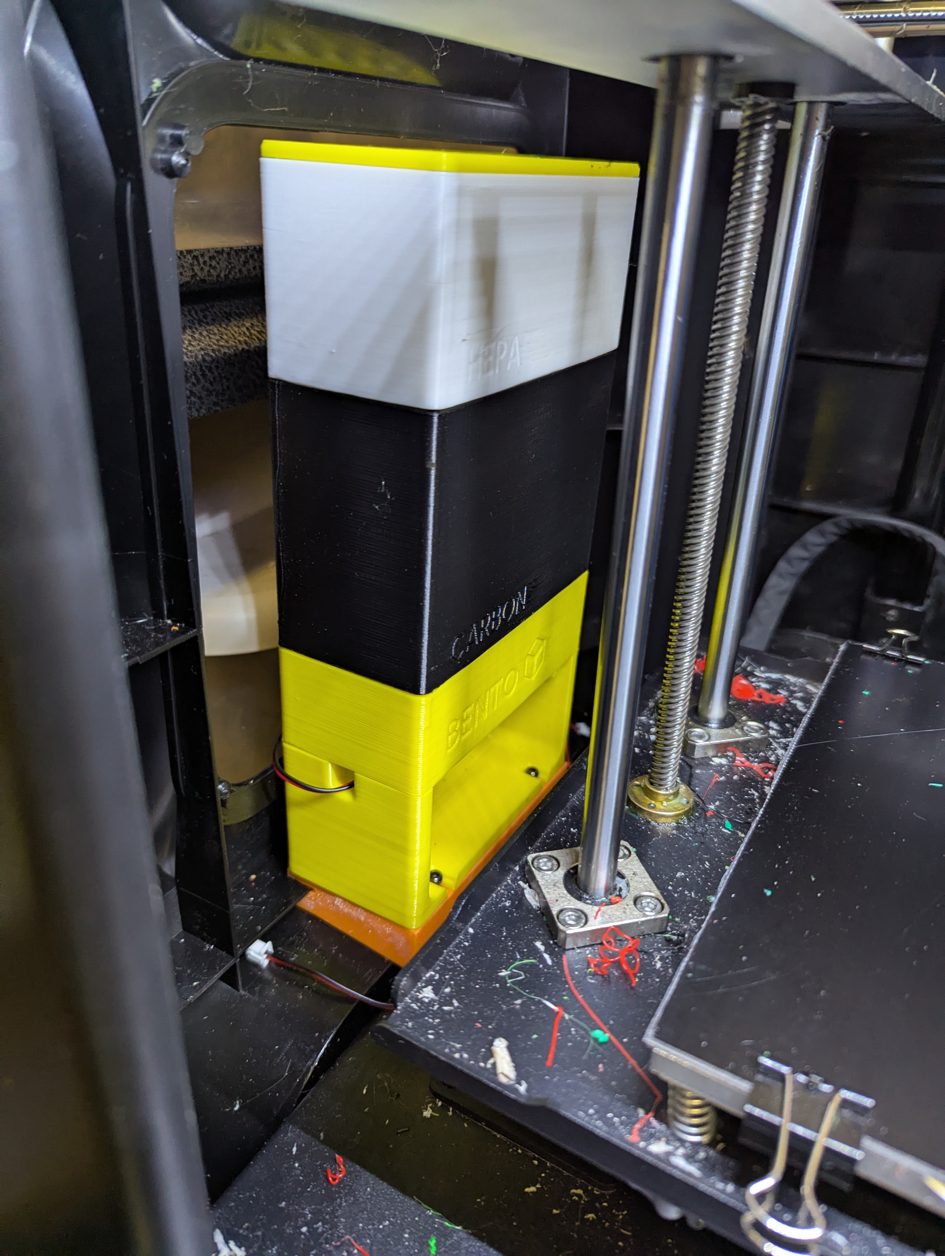 Bentobox mount for Qidi X-plus