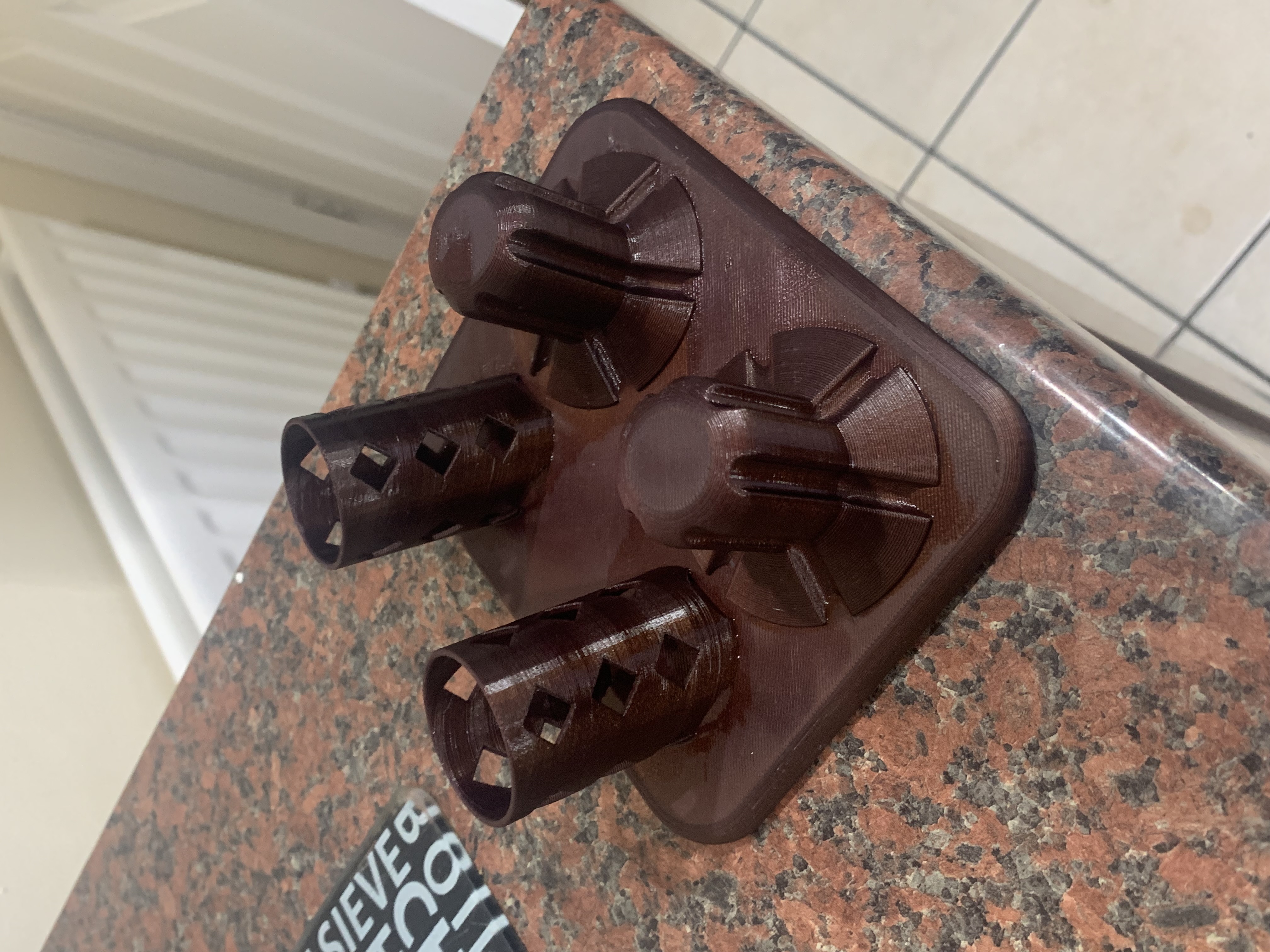 Chilli bottle stand — thumbnail 2