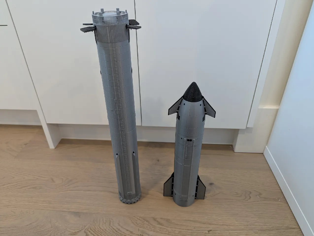 SpaceX Starship Super Heavy Booster (Block 2) (1:144 Scale