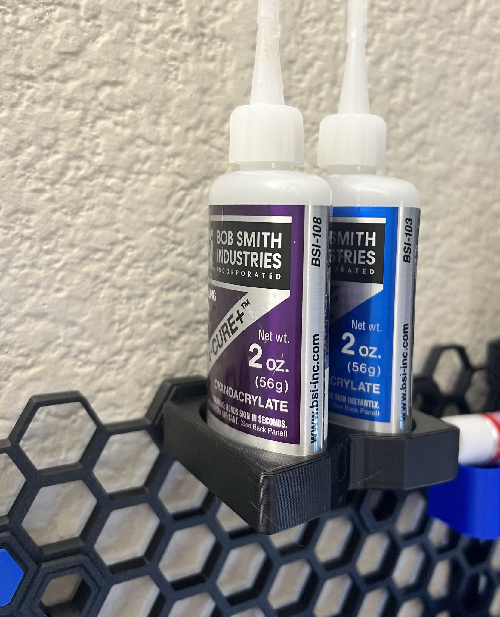 HSW Super Glue Holder - 2x Bob Smith Industries 2 oz bottles shelf