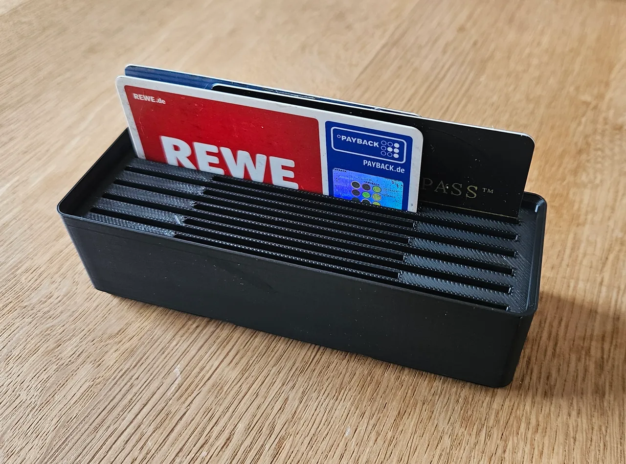 Gridfinity Refined Credit Card Holder by schmieeed | Download free