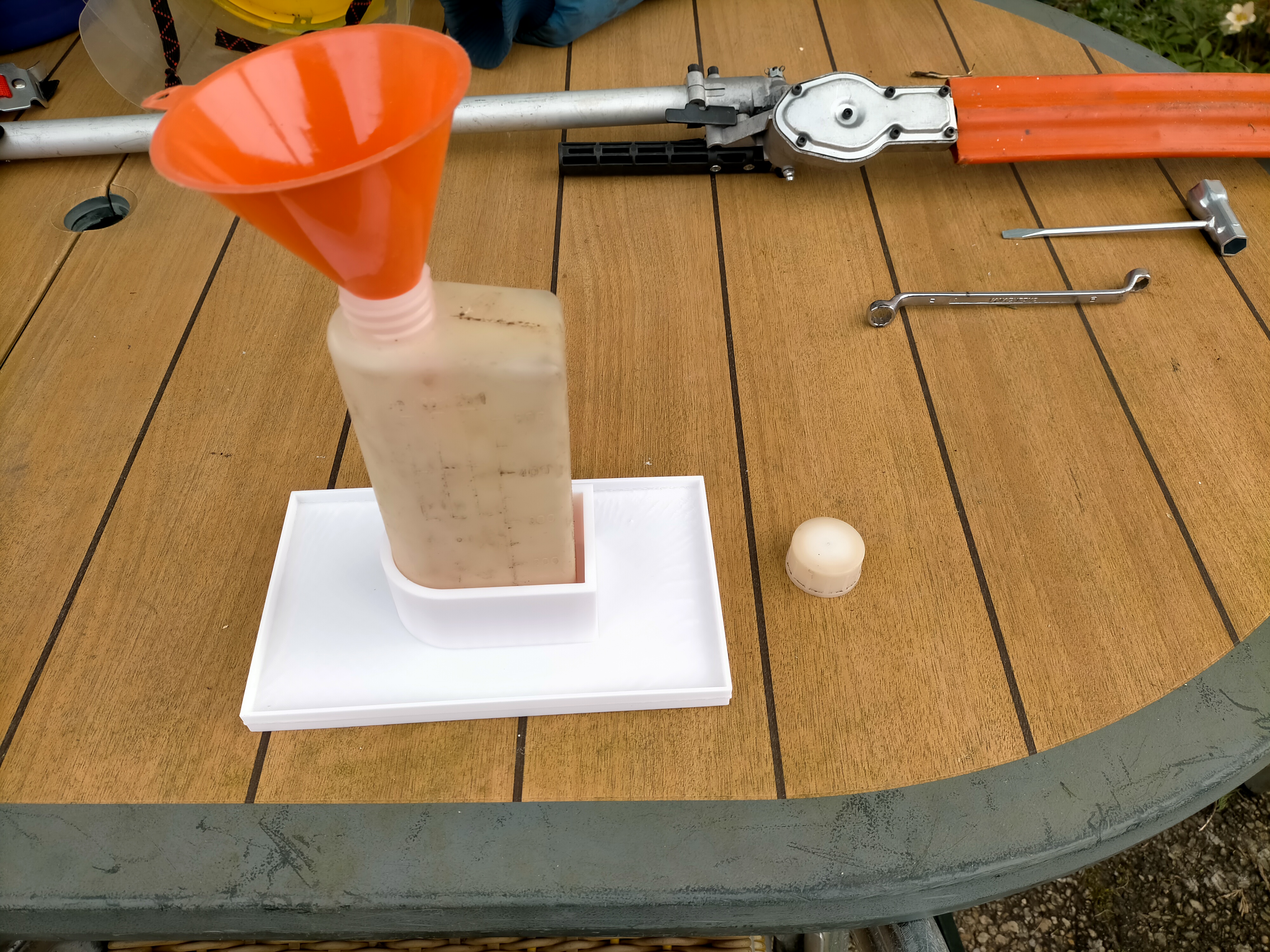 Support de bidon paramétrique - Parametric canister holder