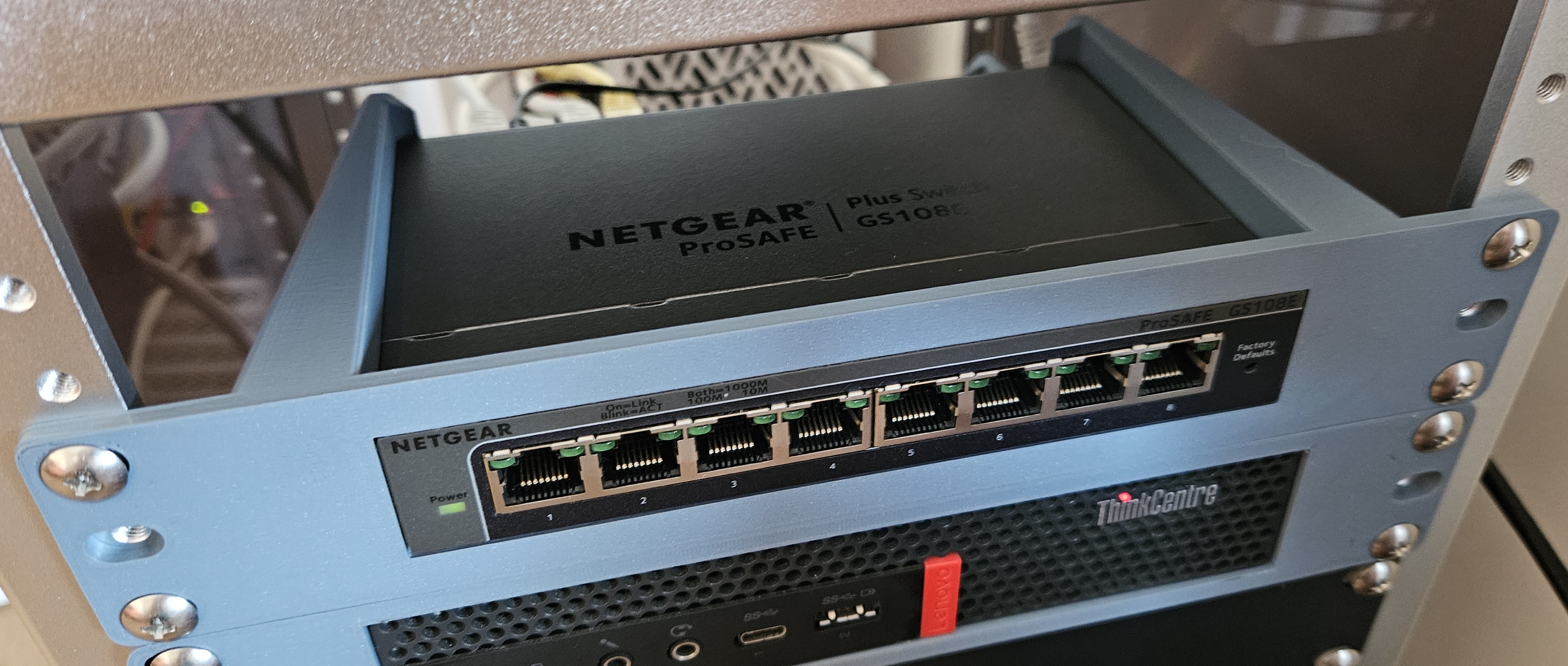 Netgear ProSafe GS108E v3 10" (& 19") Rack Mount