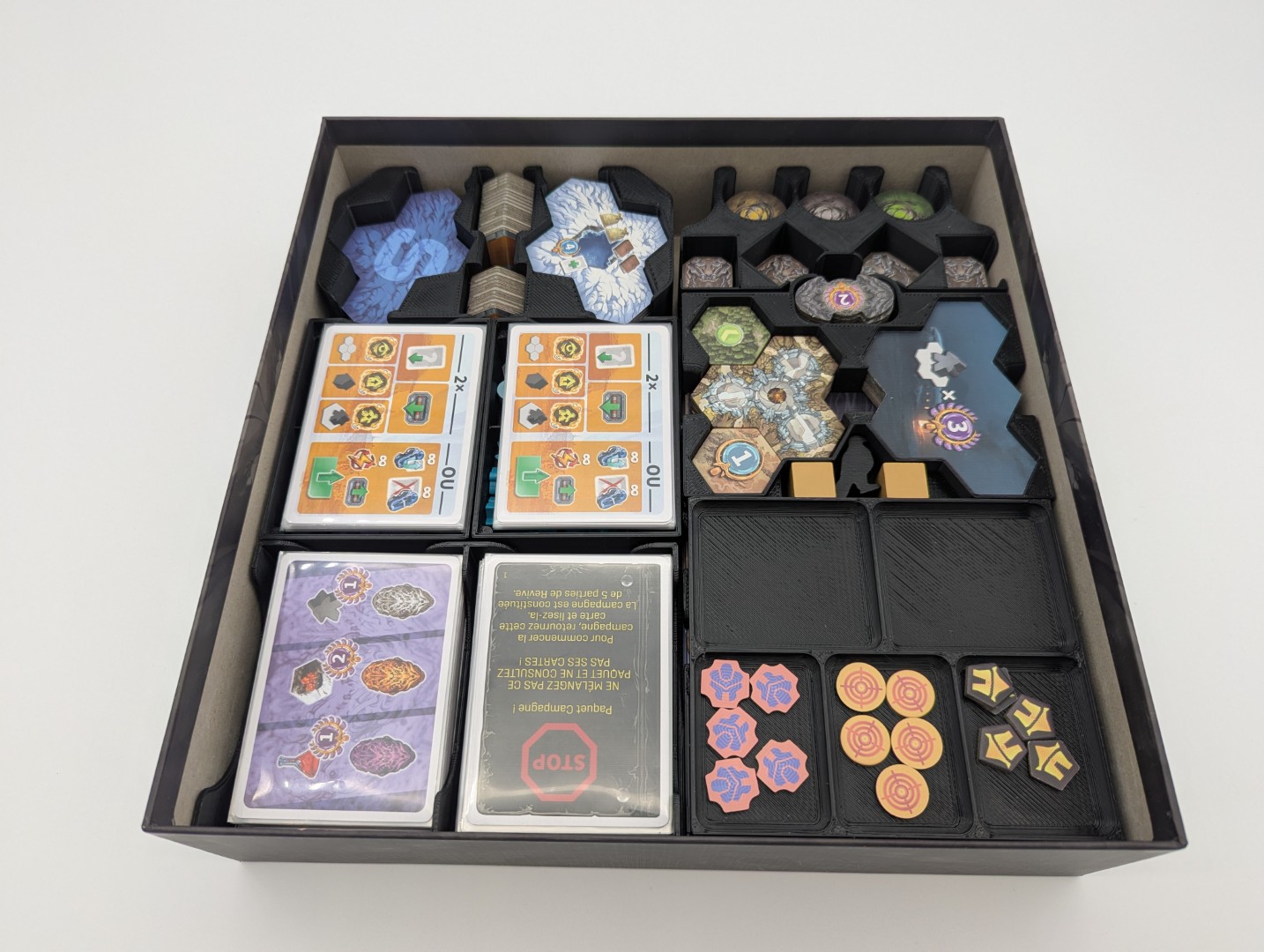Organizing insert for Revive boards game and Call of the Abyss expansion