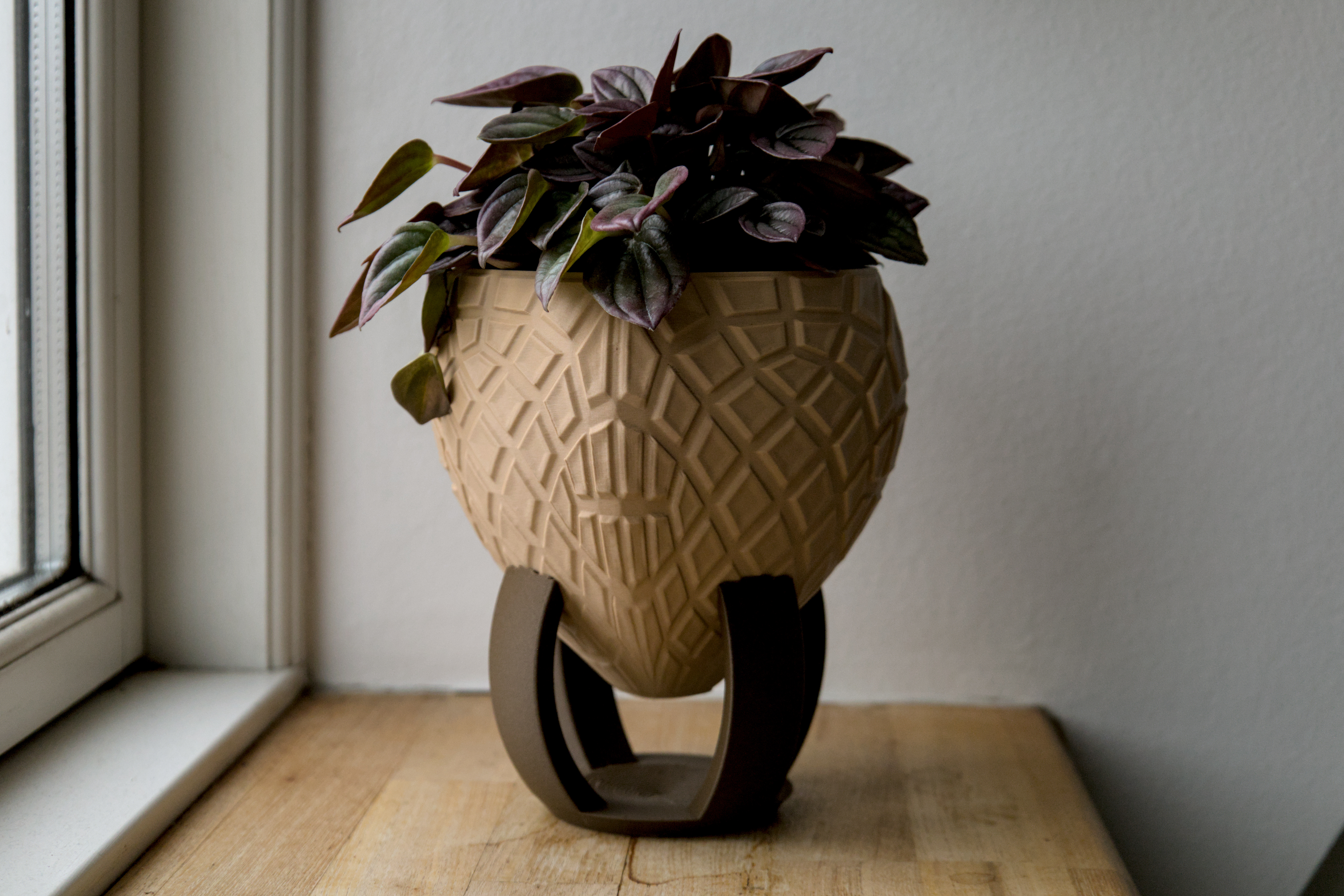 Diamond pot