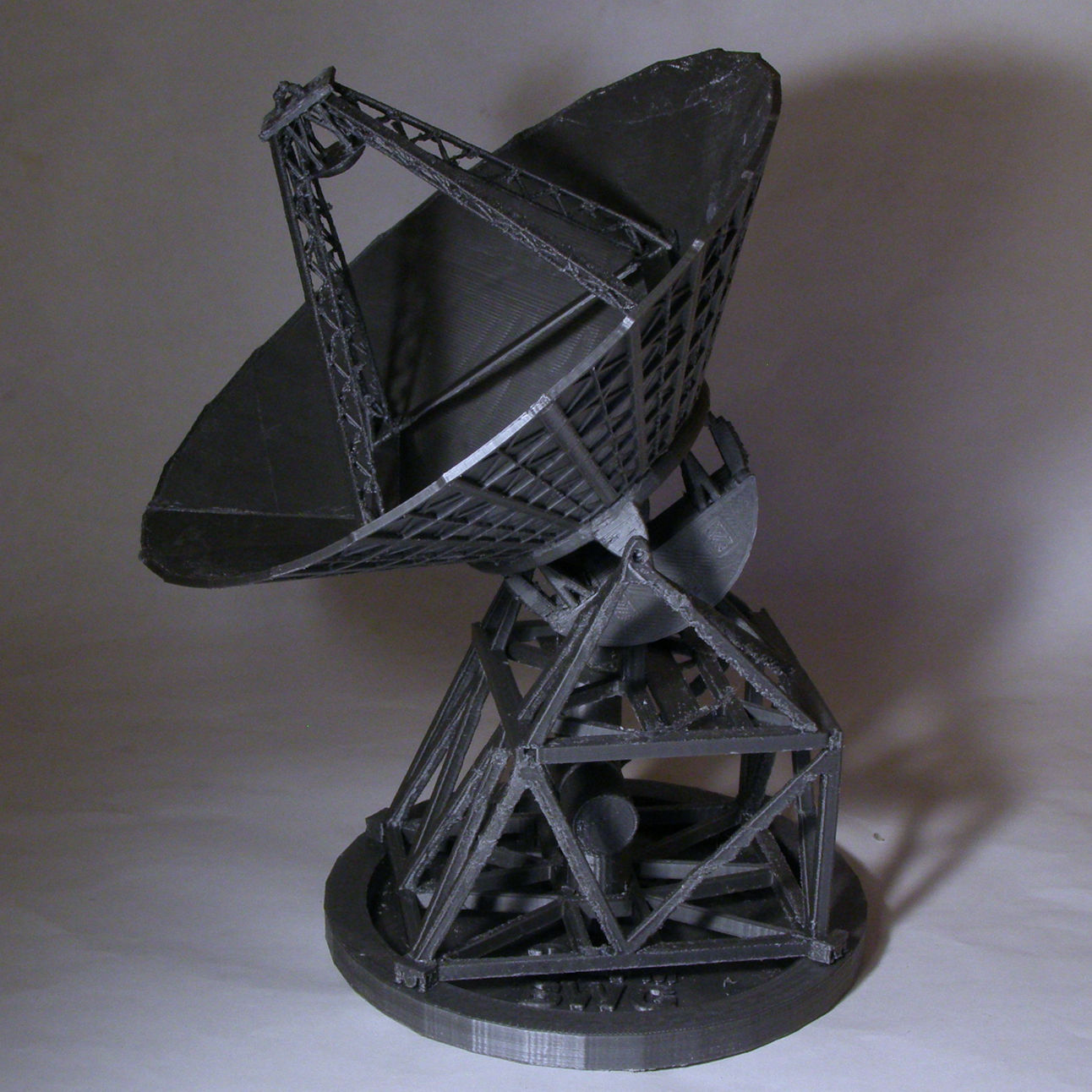 Beam Waveguide Deep Space Station Antenna