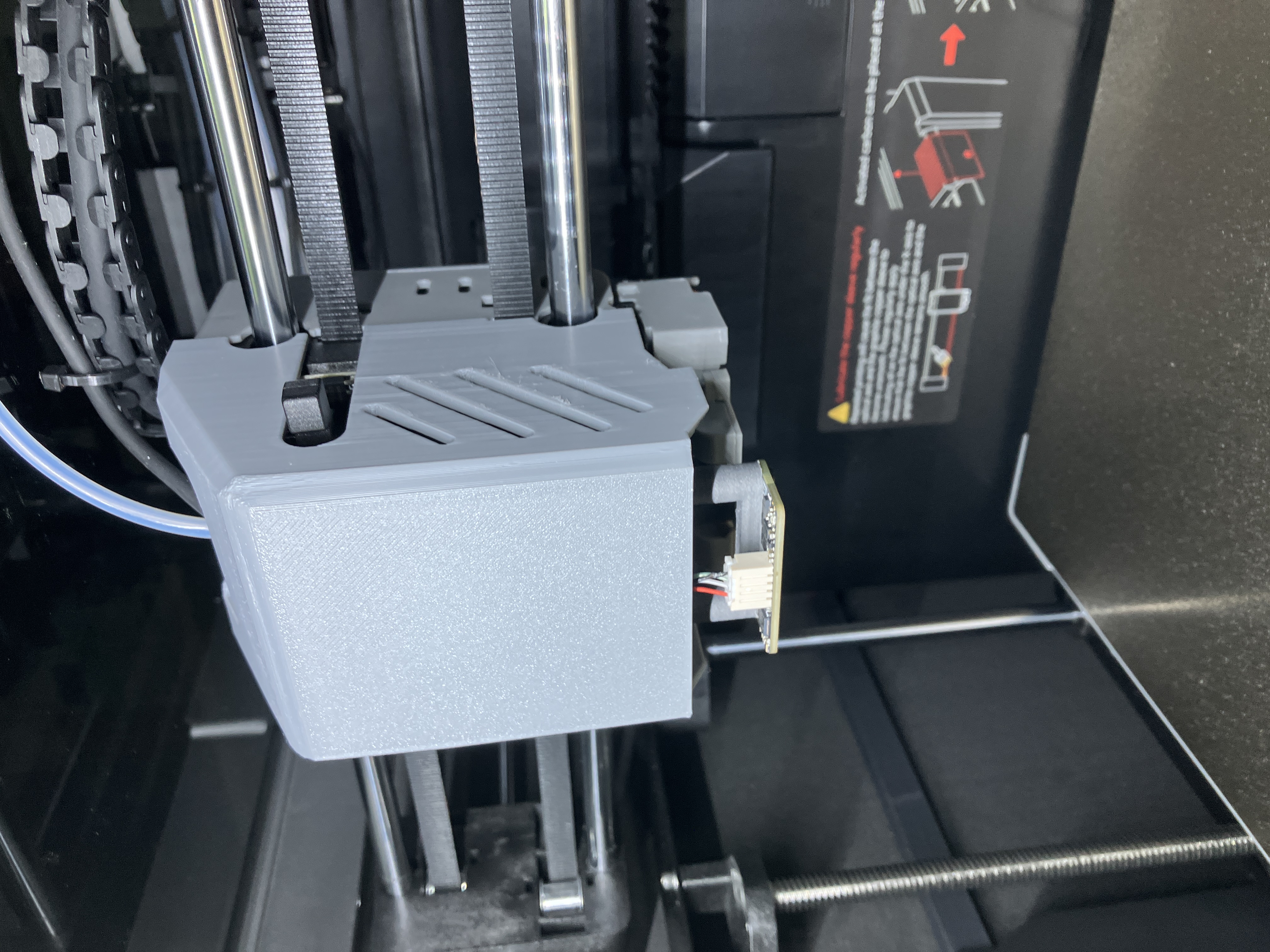 Qidi Plus 4 Basic Toolhead Cover For Beacon with stew675 mount.