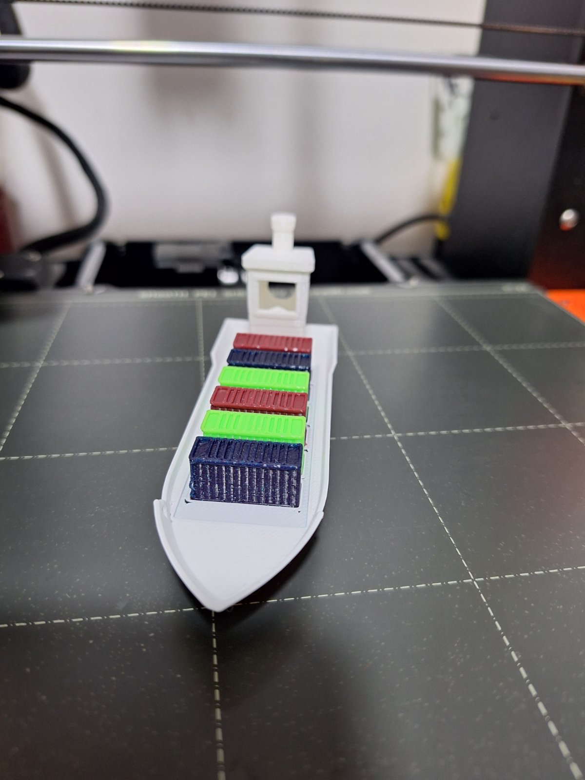 Miniatura 4 do modelo 3D Container ship benchy