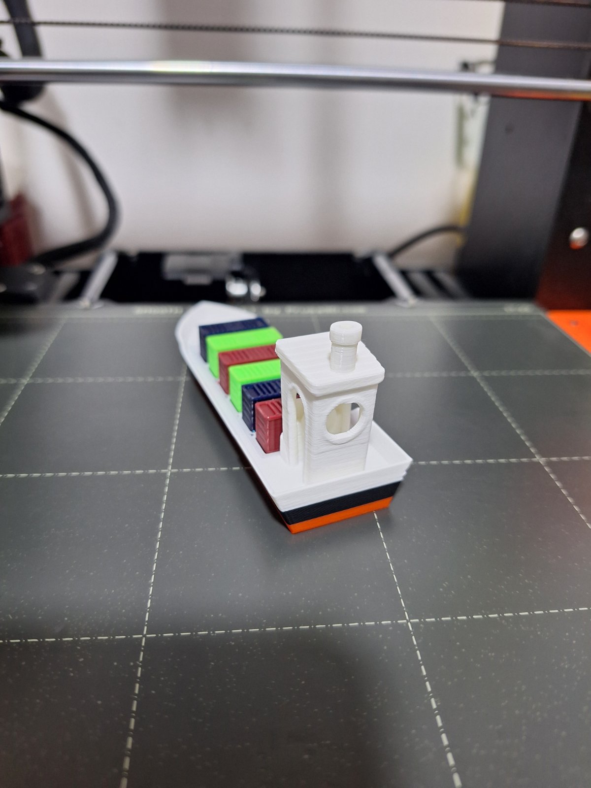 Miniatura 5 do modelo 3D Container ship benchy