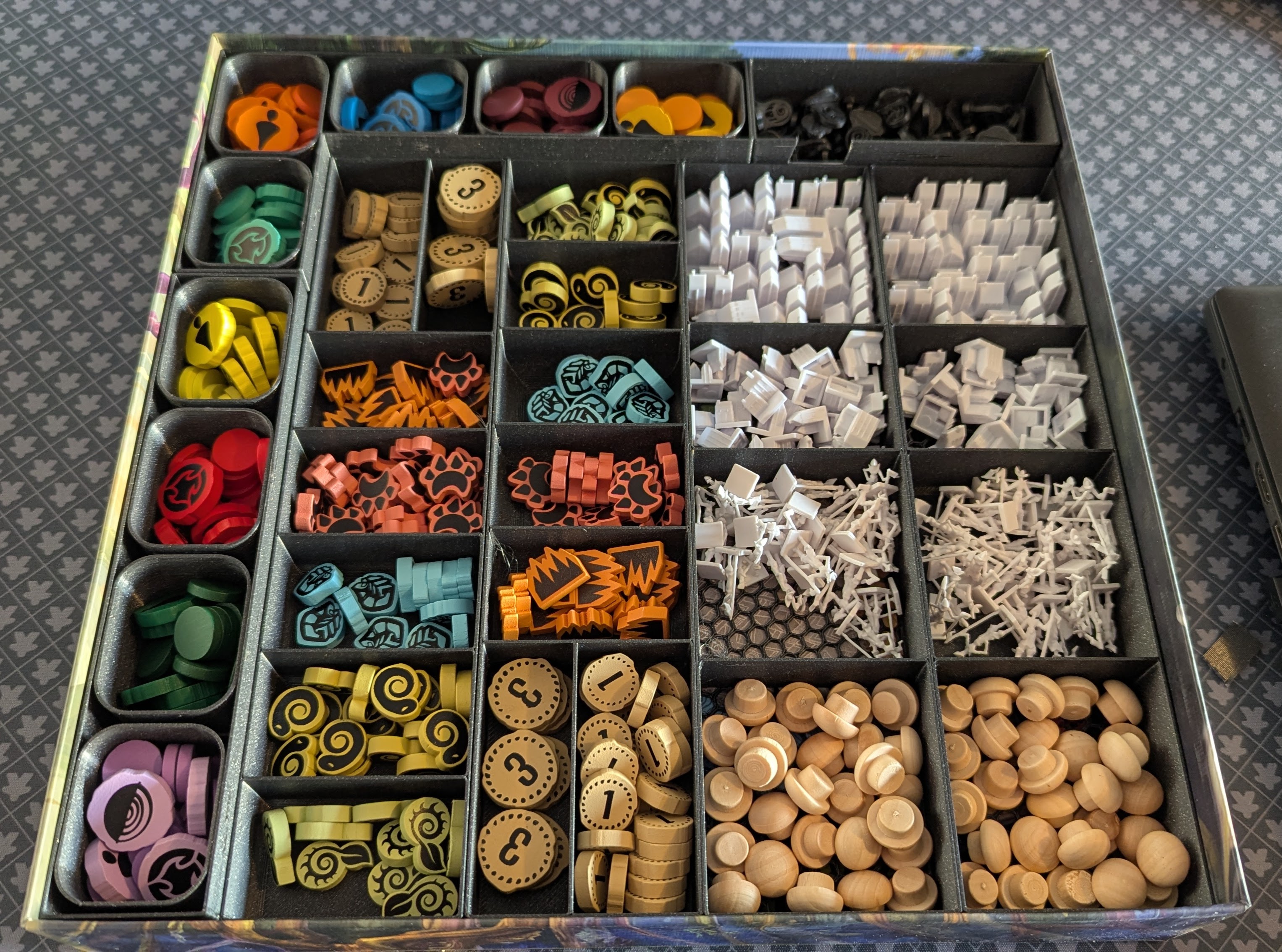 Spirit Island Insert Everything useful in core +NI boxes