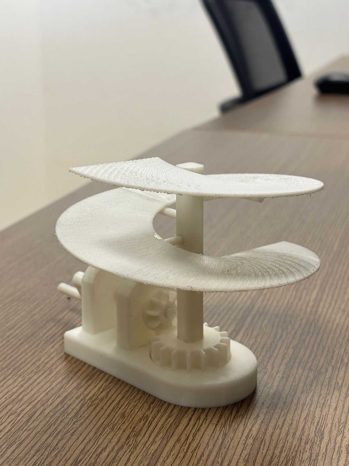 Da Vinci Helicopter — thumbnail 2