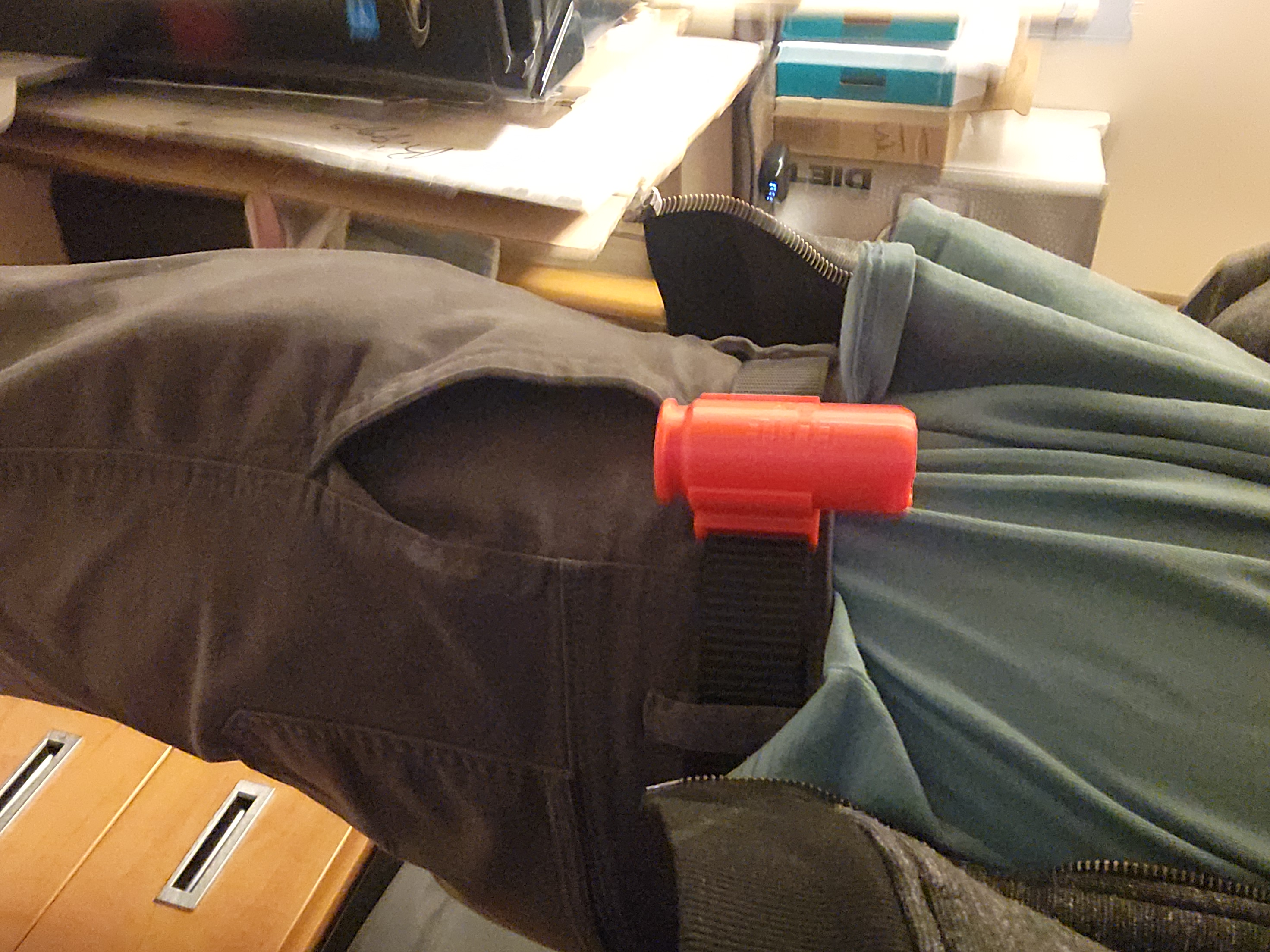 Silly-shell belt clip