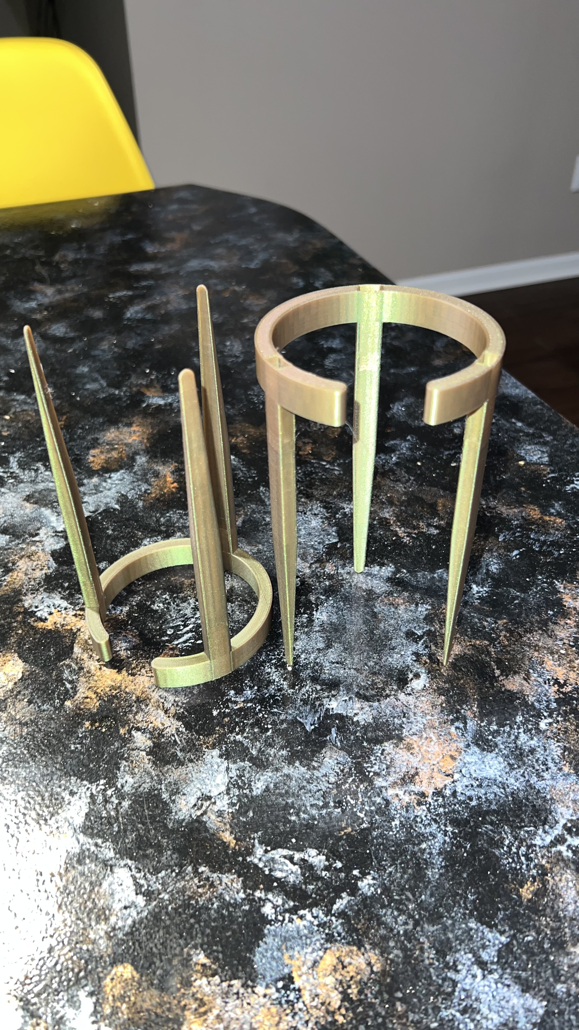 Miniatura 2 do modelo 3D Stackable Plant Trellis
