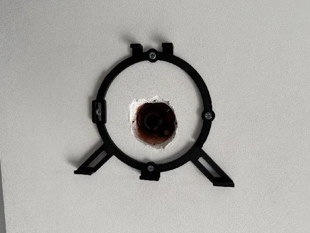 Samsung Galaxy A9 + Wall Mount Spider Style