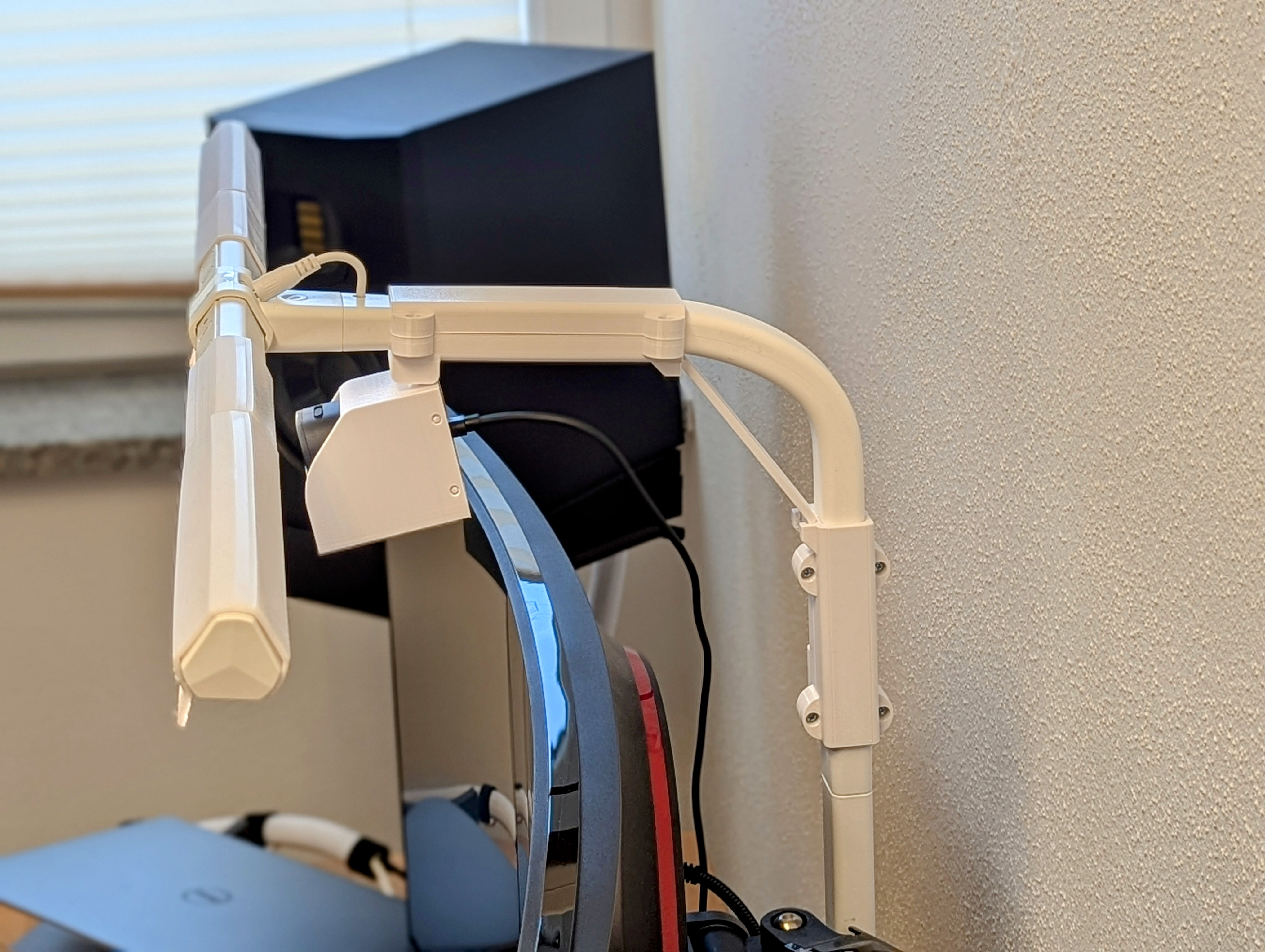 Stabilizer for desk lamp with webcam mount