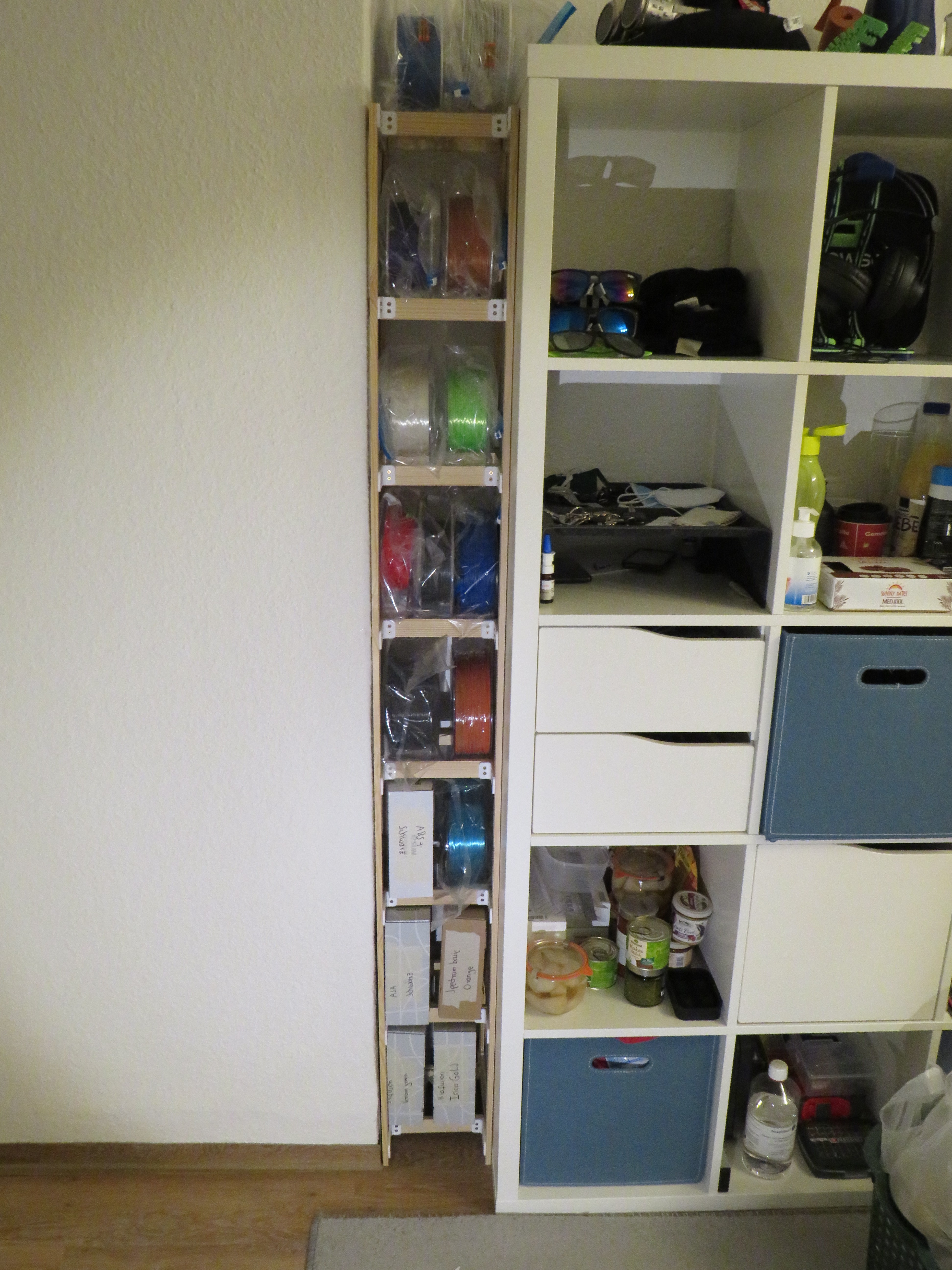 filament niche shelf