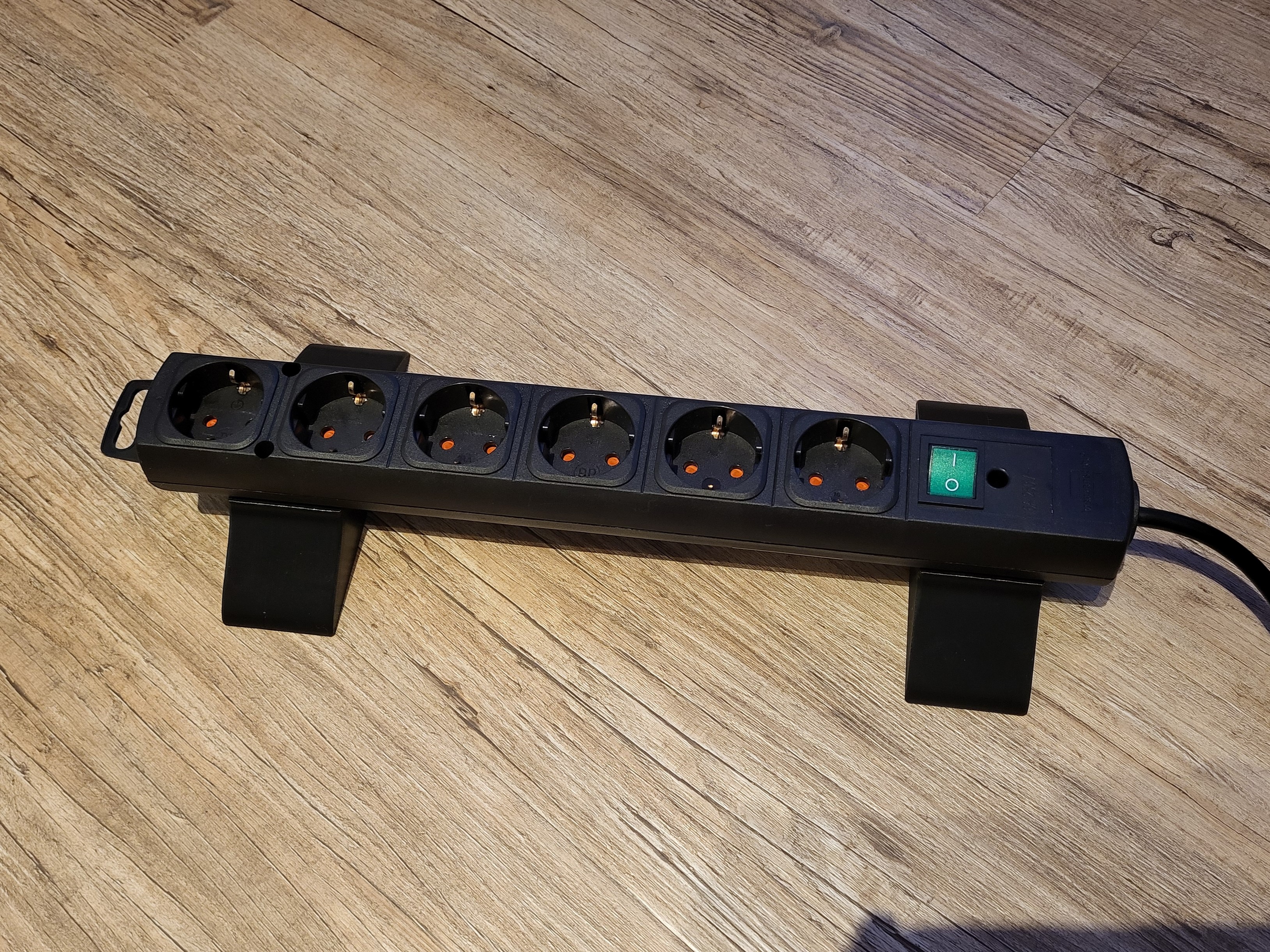 Brennenstuhl 360-2 Powerstrip Feet