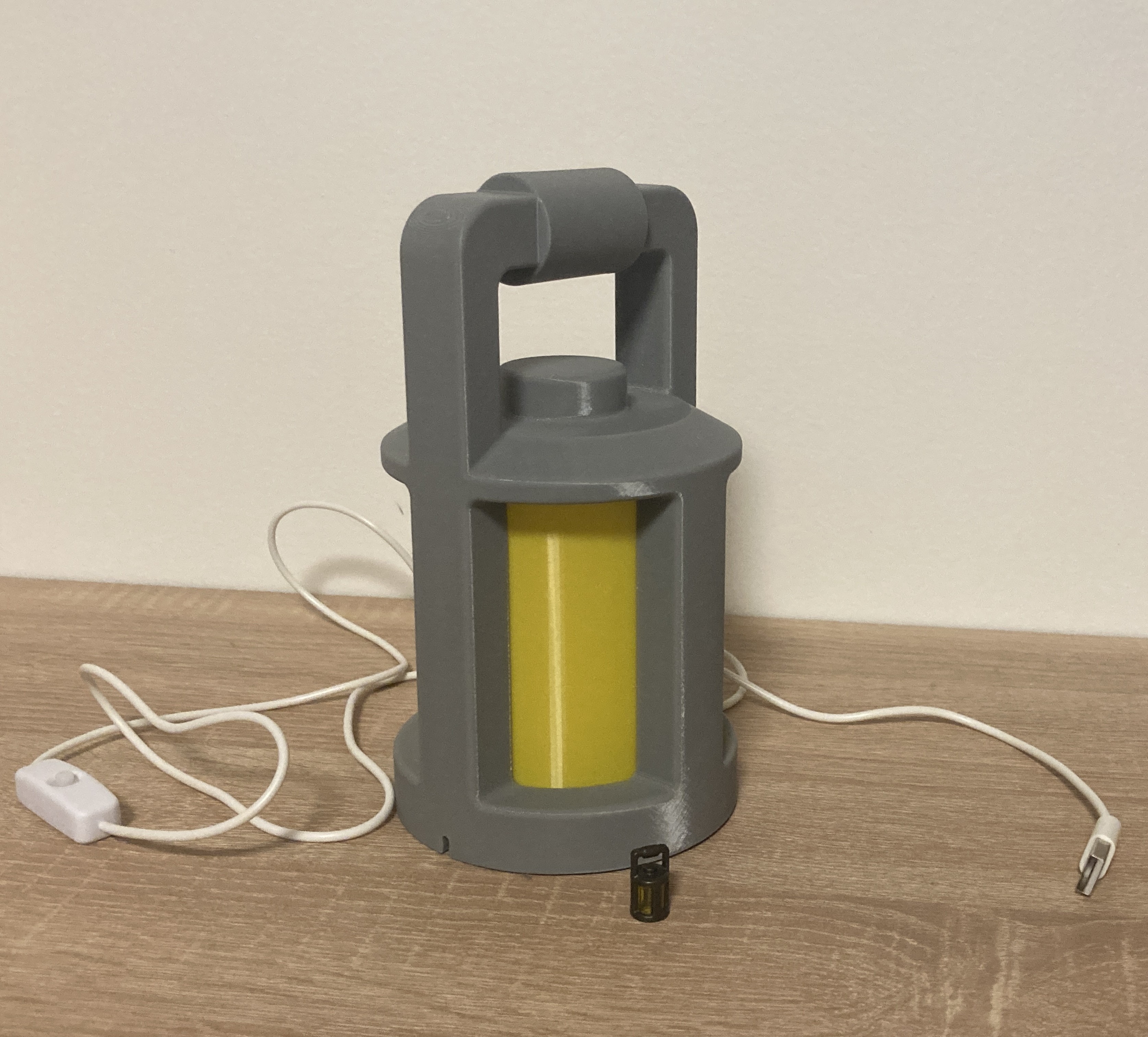 Lego style lantern for LED lamp kit 001
