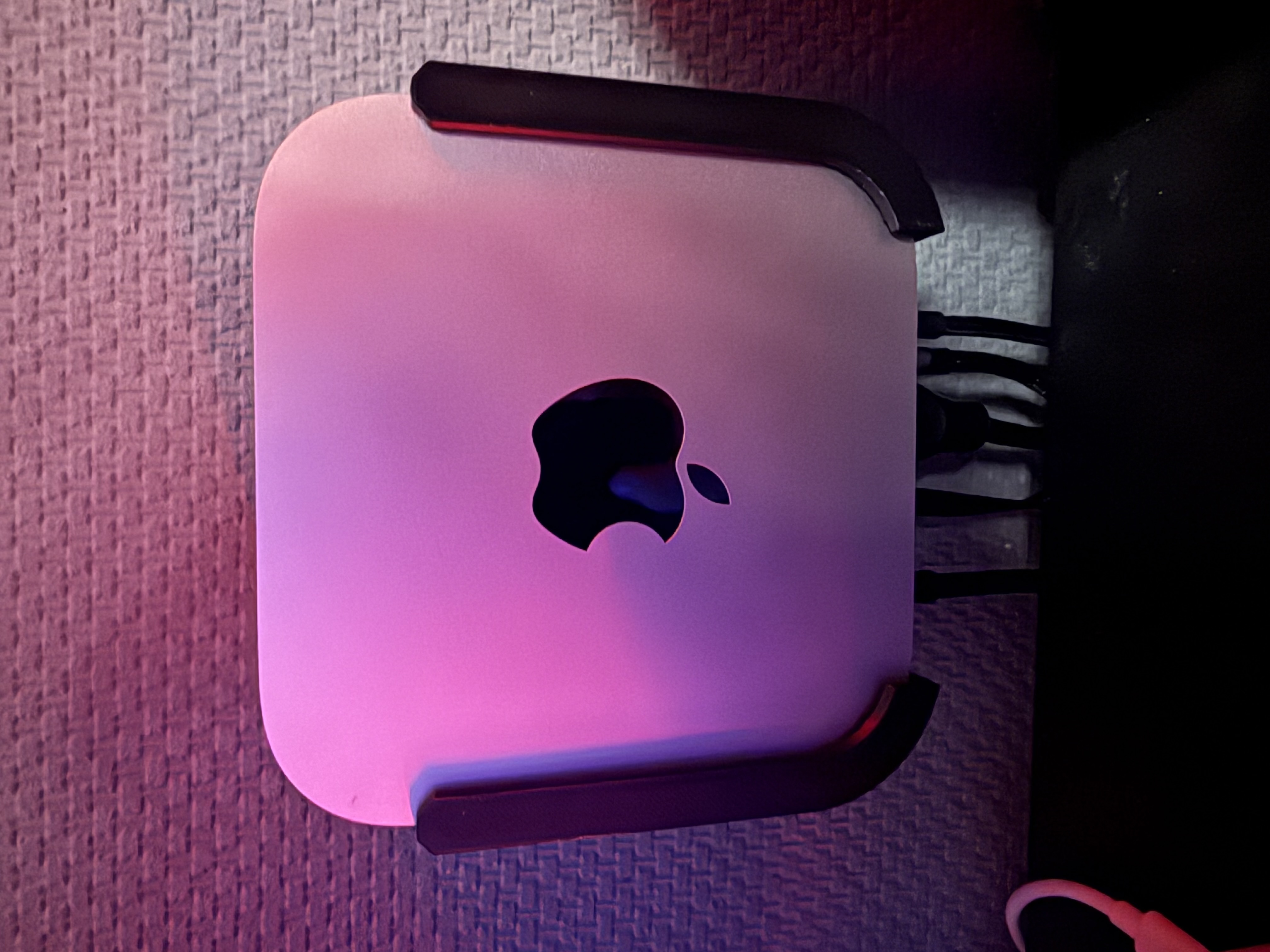 M4 Mac Mini Wall Mount Access to power button