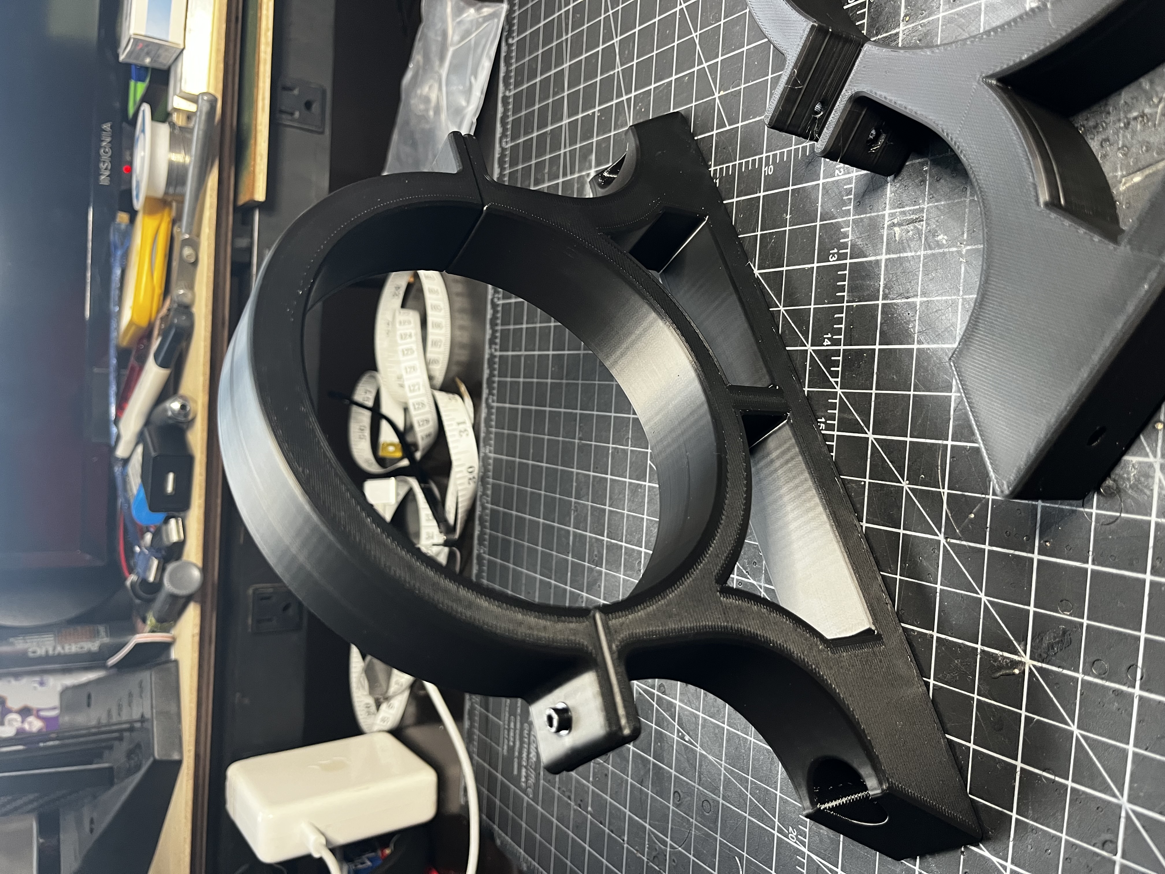 ceiling mount for 4" schedule 40 PVC pie for dust collection
