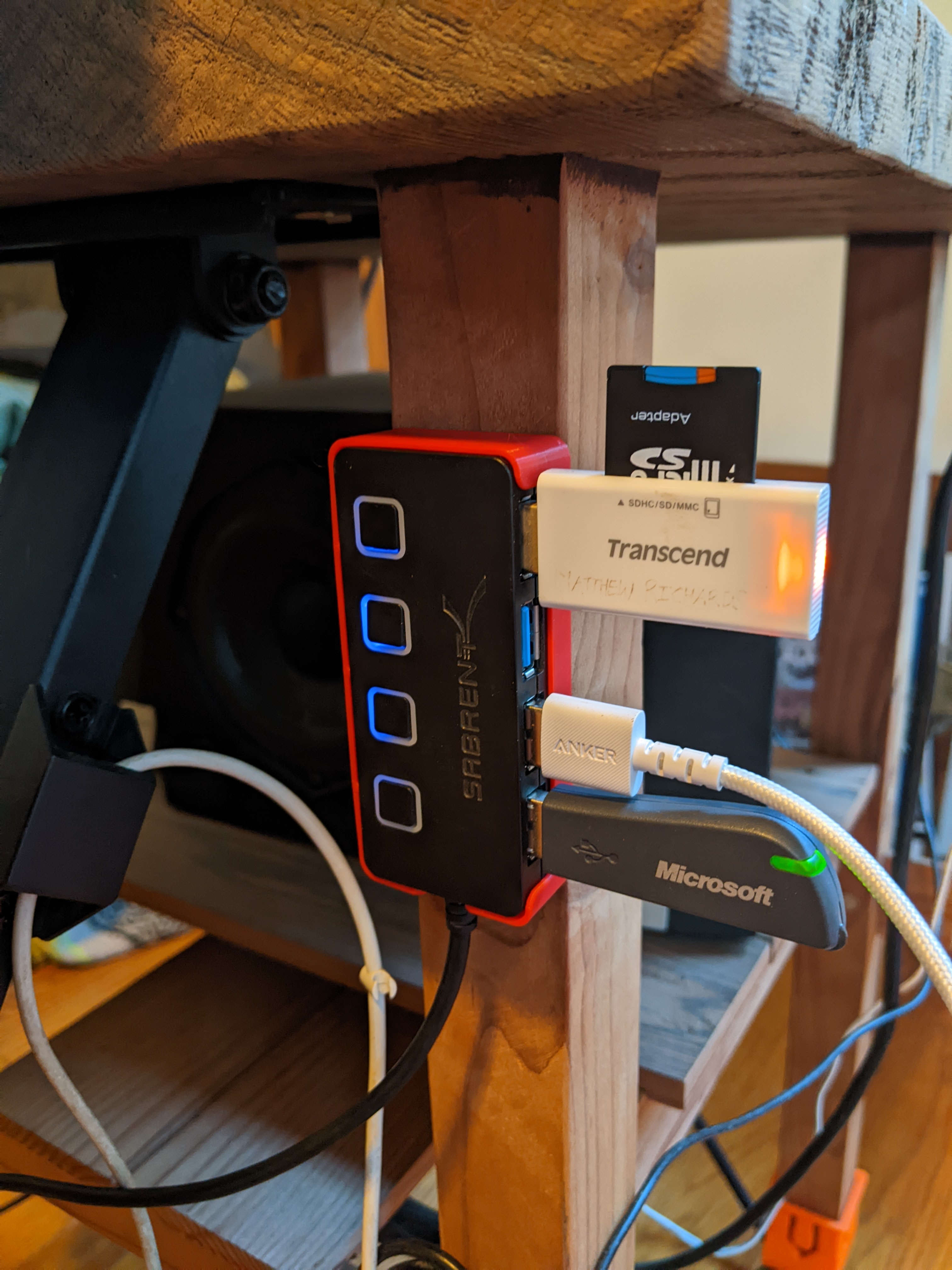 Sabrent 4x USB hub mounting bracket