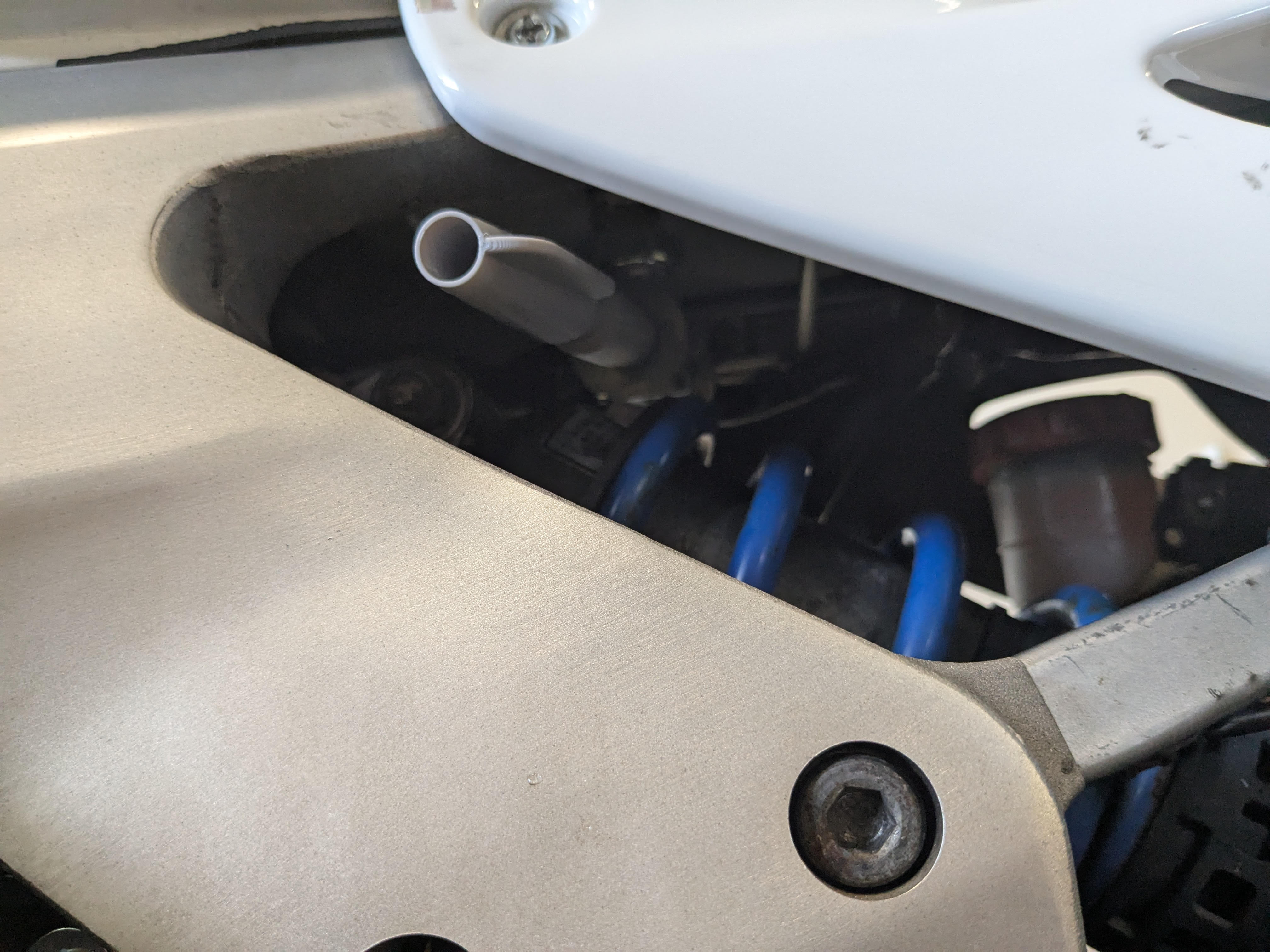 CBR250RR MC22 Petcock Extender