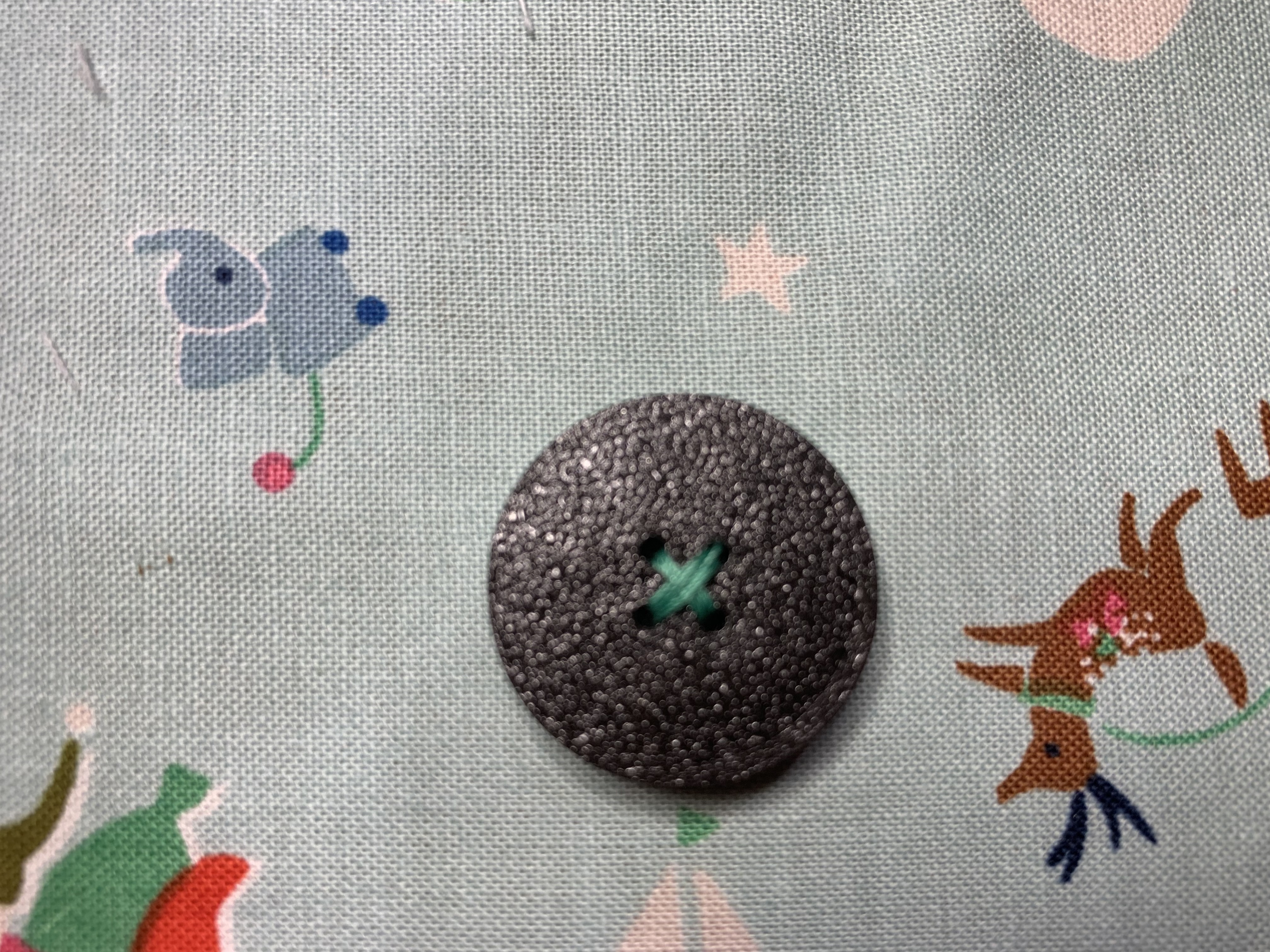 Secret Agent Clothing Button — miniatura 2