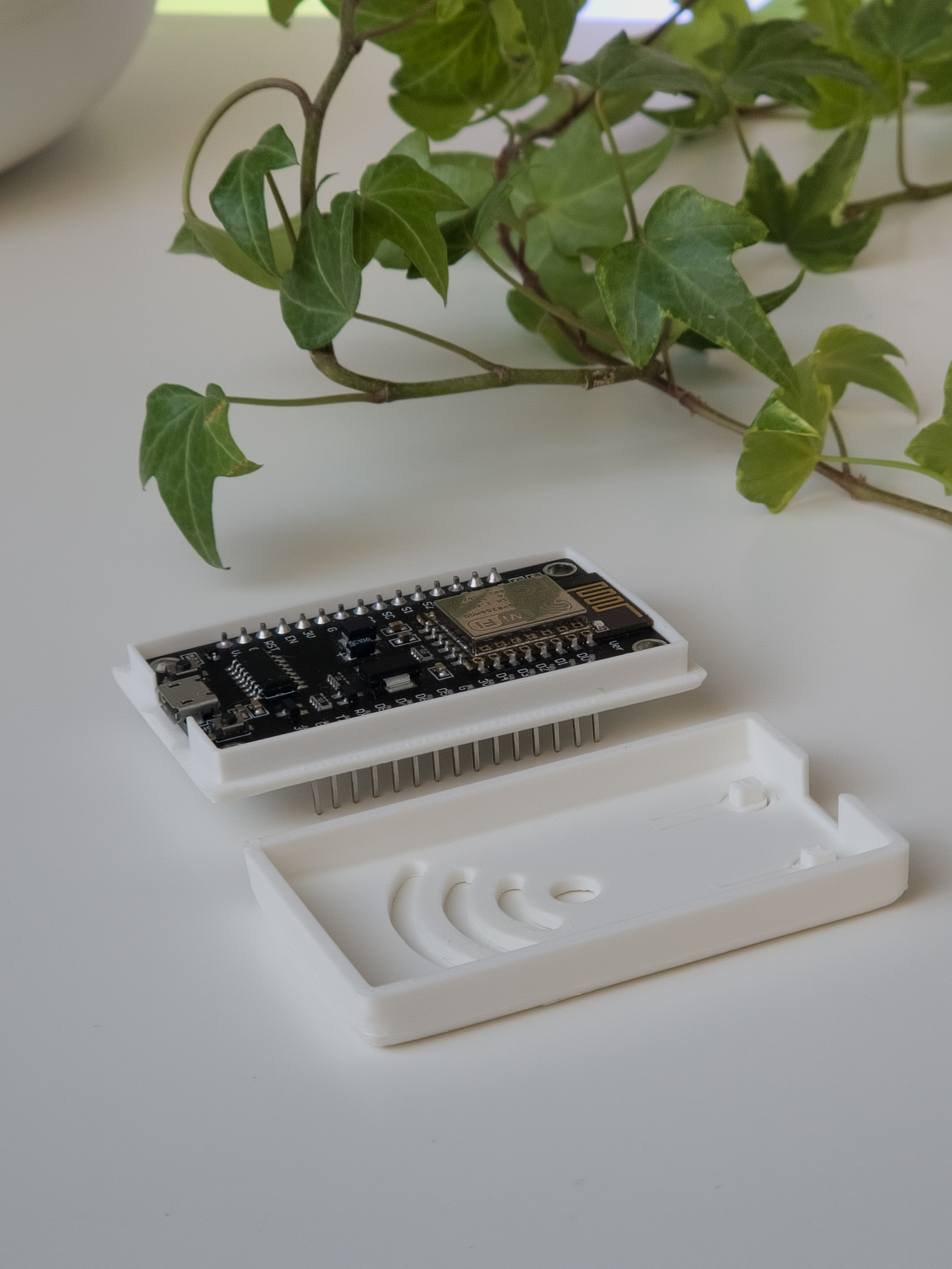 NodeMcu Case — miniatura 2