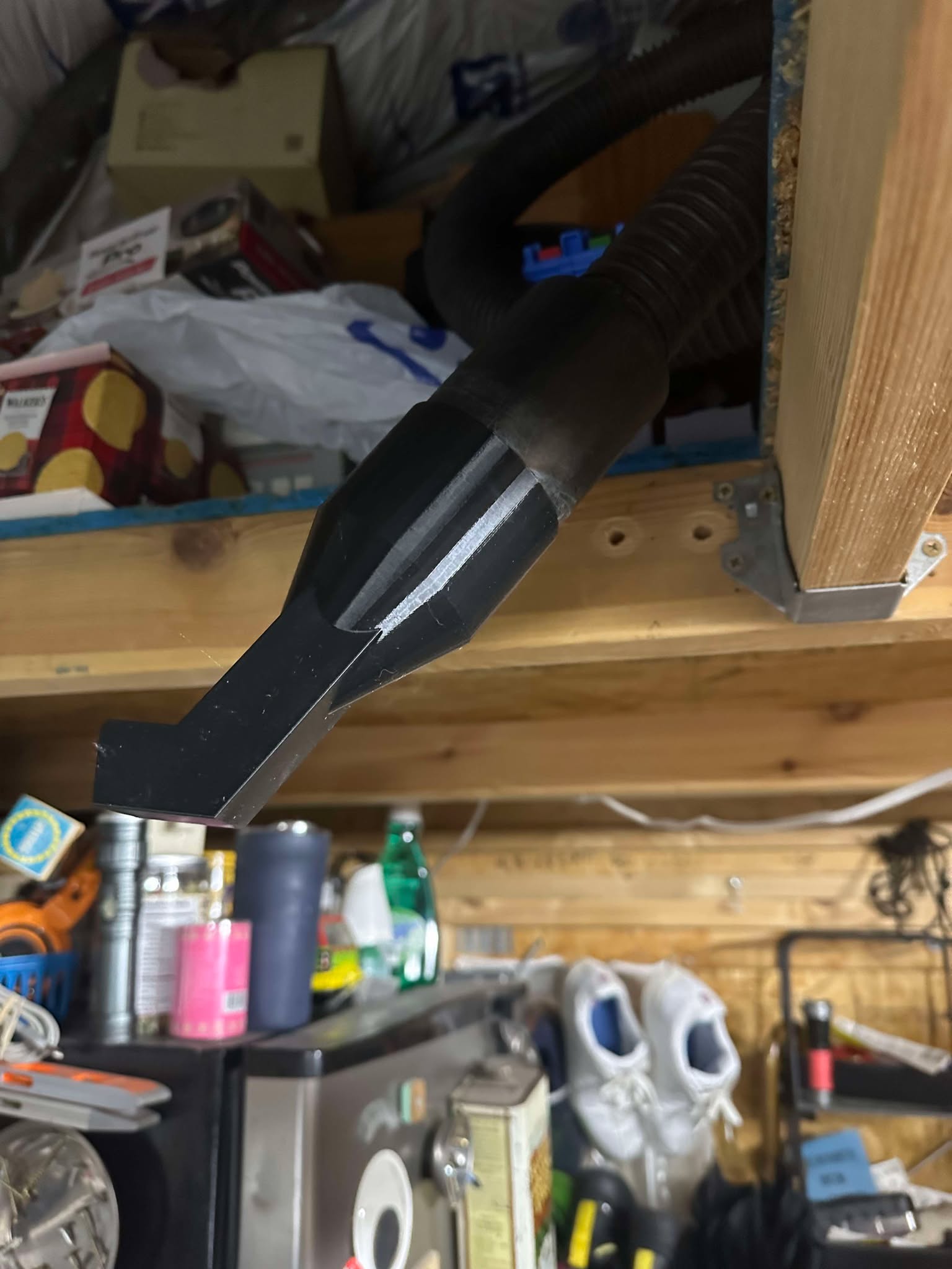 Angled Shop-Vac 1HP Hose Attachment (WILL FIT FULLSIZE SHOP VAC HOSES)