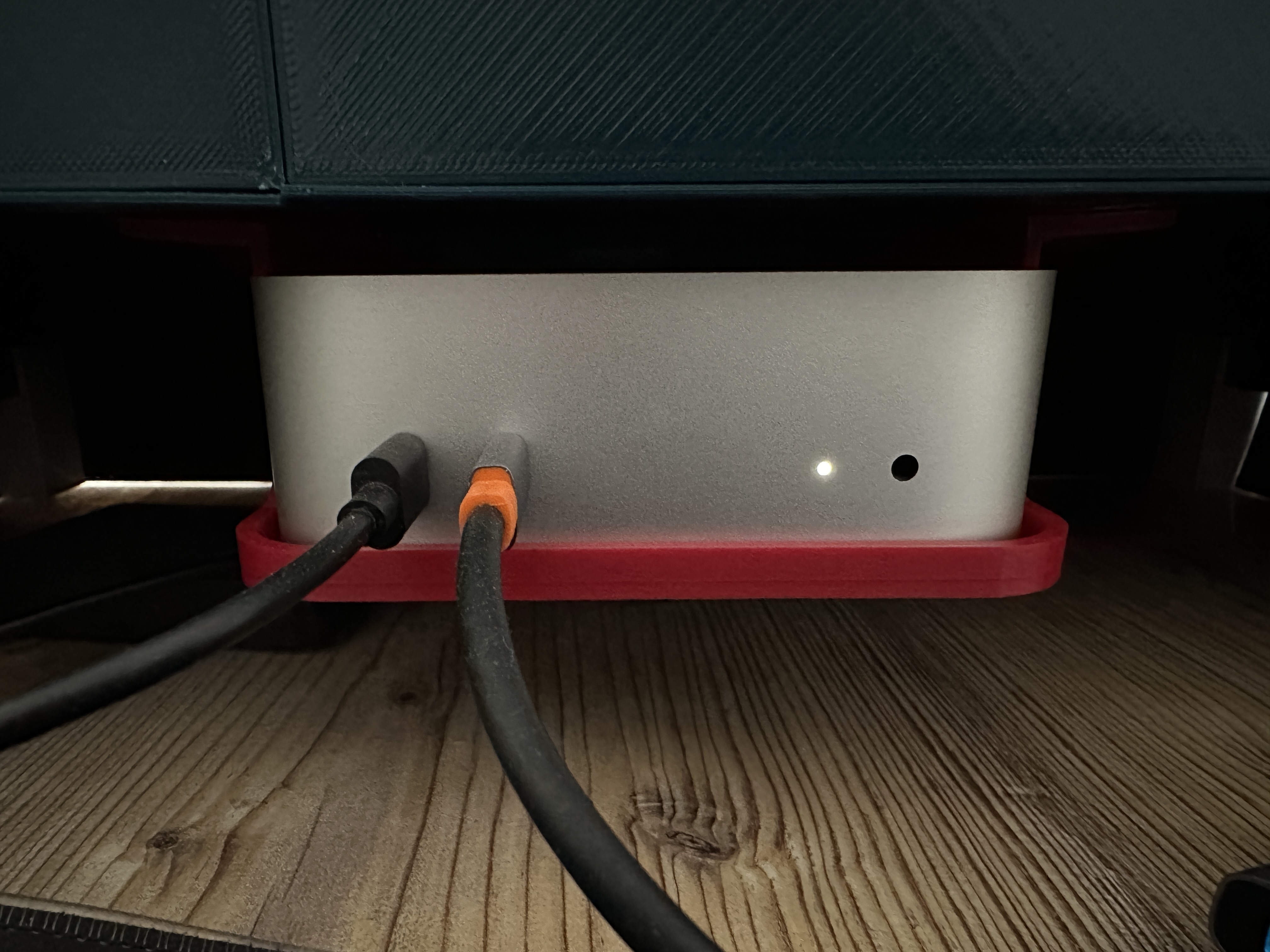 Mac Mini M4 Under-Desk Mount – 3D Printed, Double-Sided Tape Installation