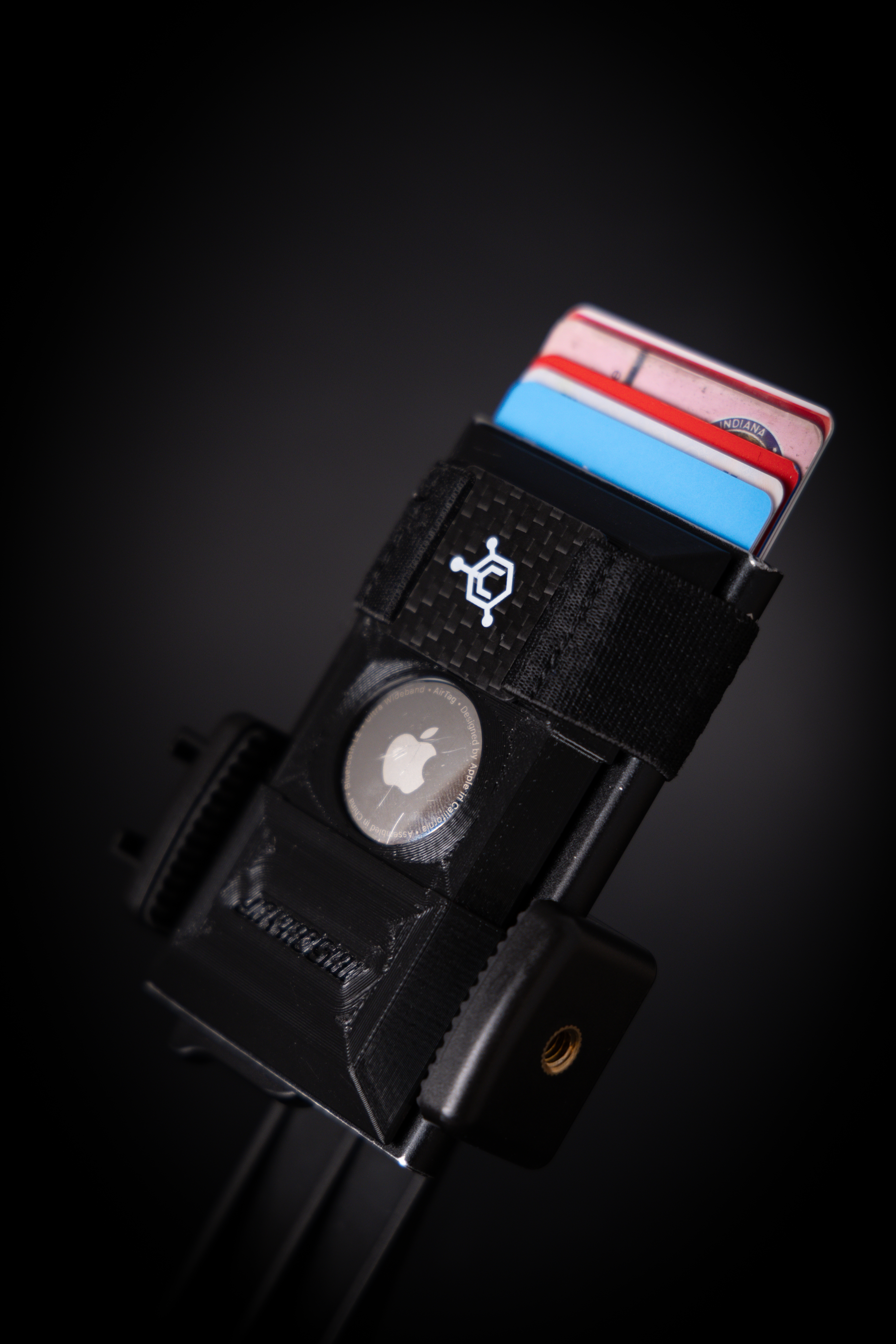 Code 118 Wallet Airtag Holder