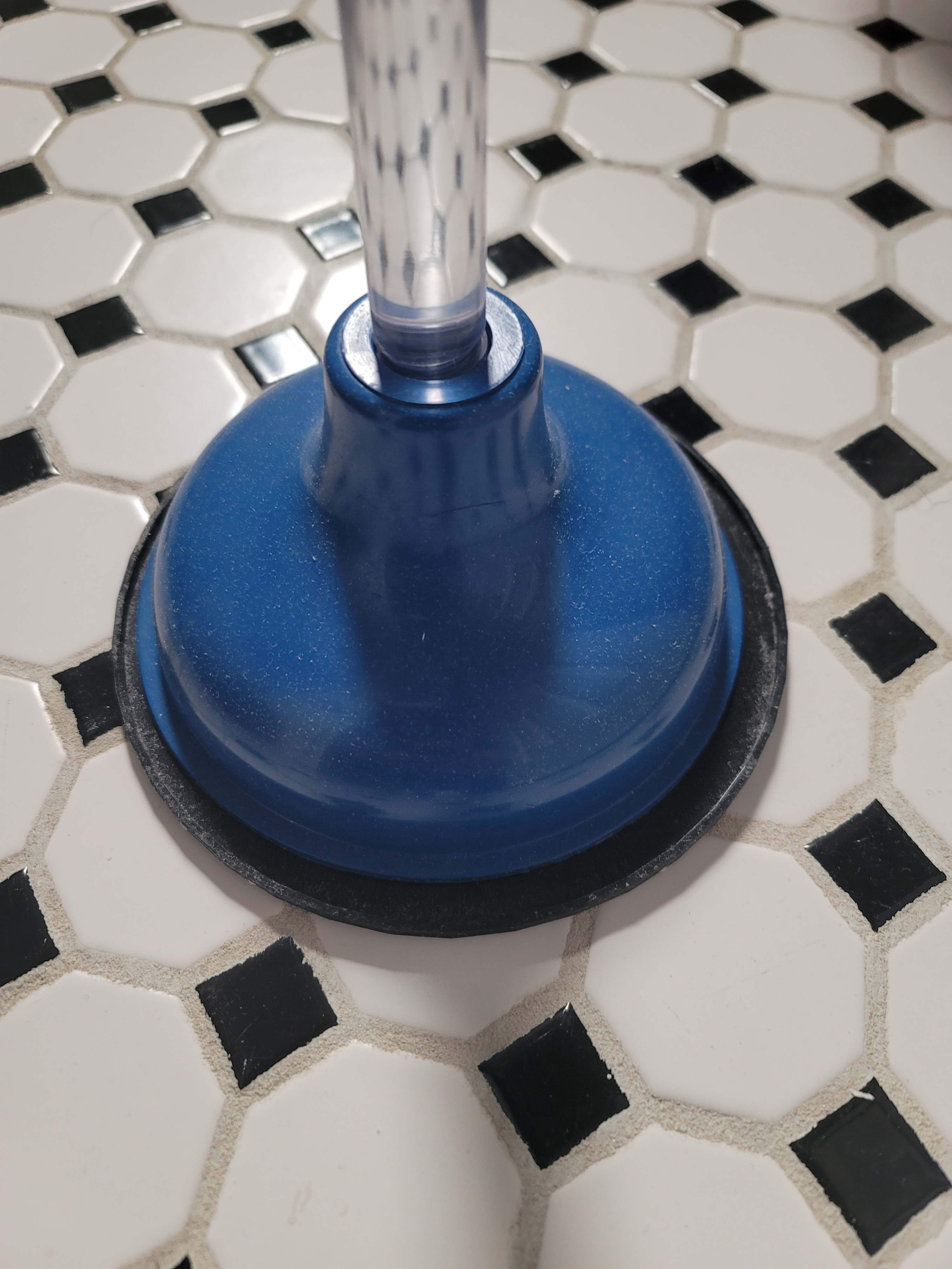 Simple Lipped Bathroom Plunger Tray