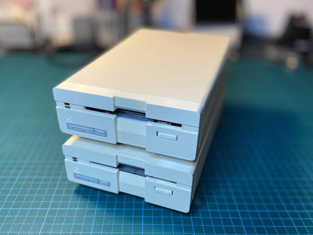 Commodore 1581 Replica Case by Bigby | Download free STL model ...