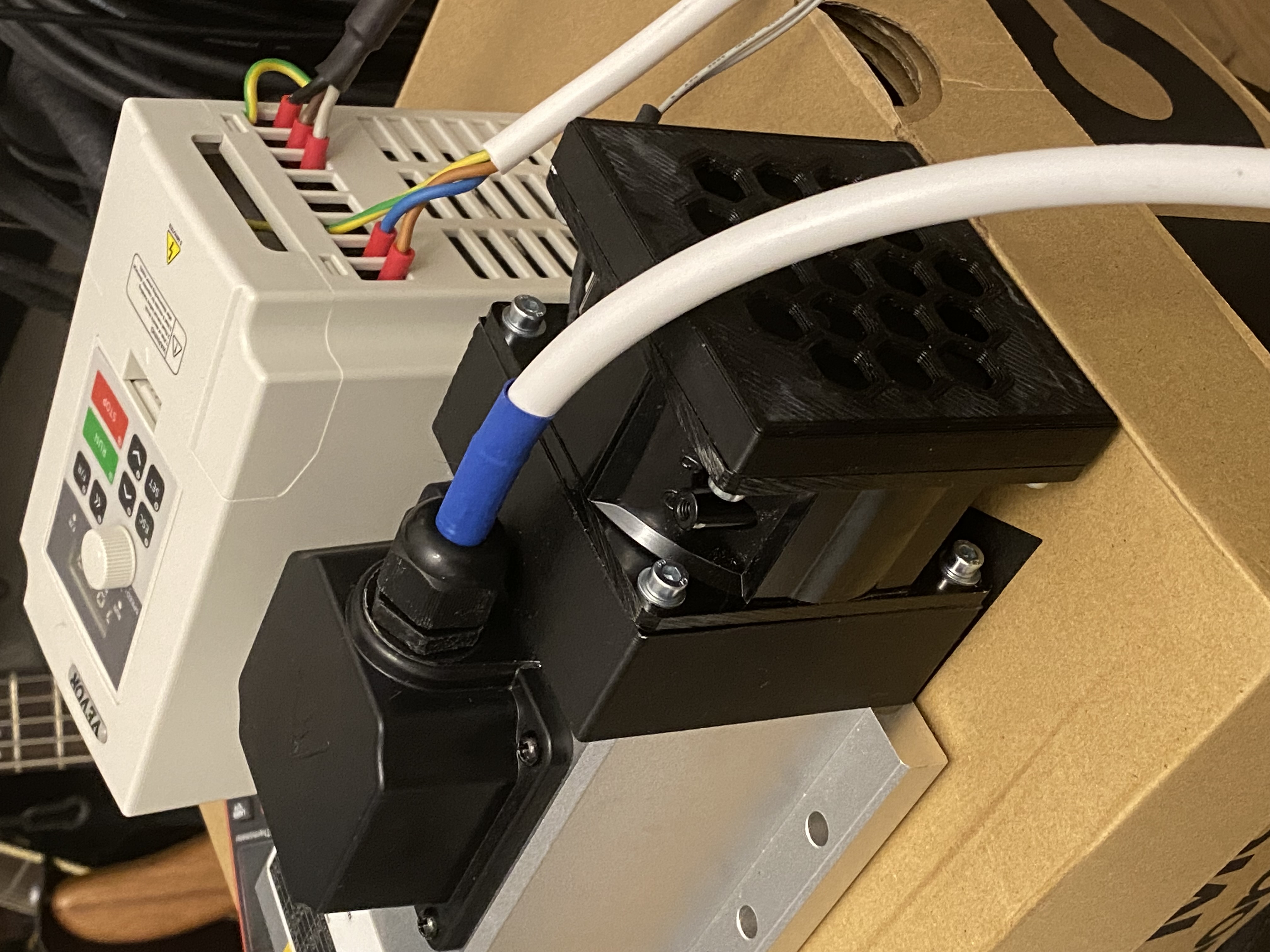 VEVOR 2.2kW ER20 24000RPM 400Hz square spindle 80x80 cooling fan adapter and cap