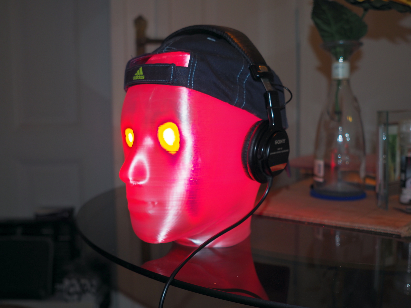 Head Headphone Basecap Stand – LED/Bulb illumination possible