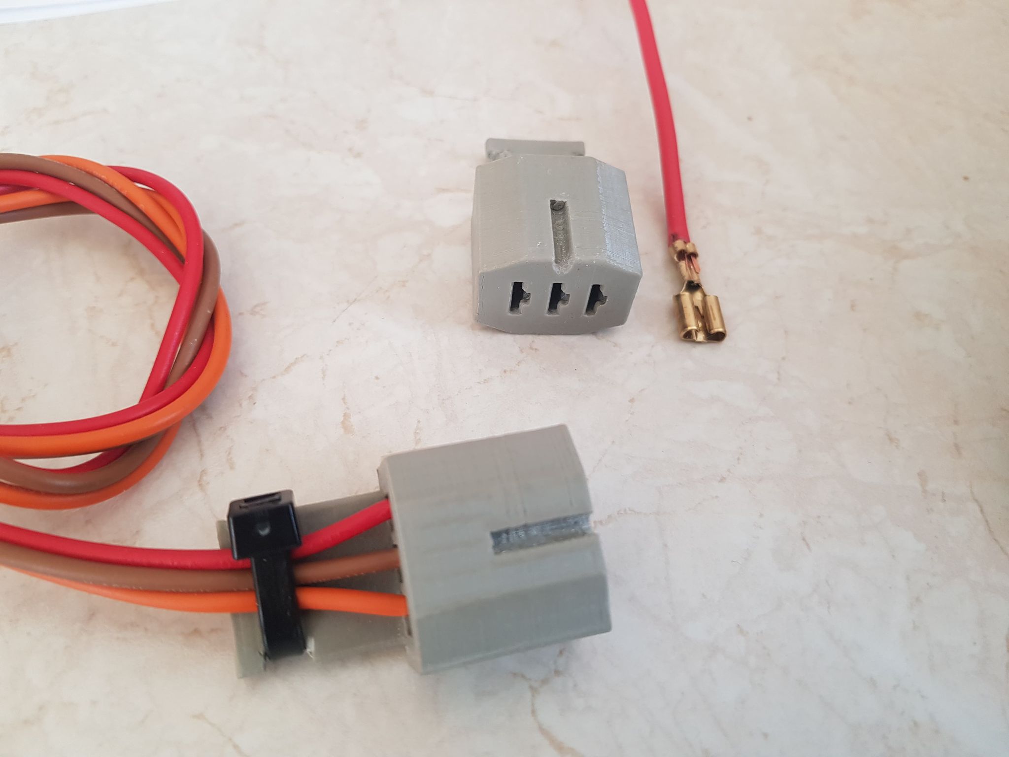 RE67013 John Deere 3pin connector plug