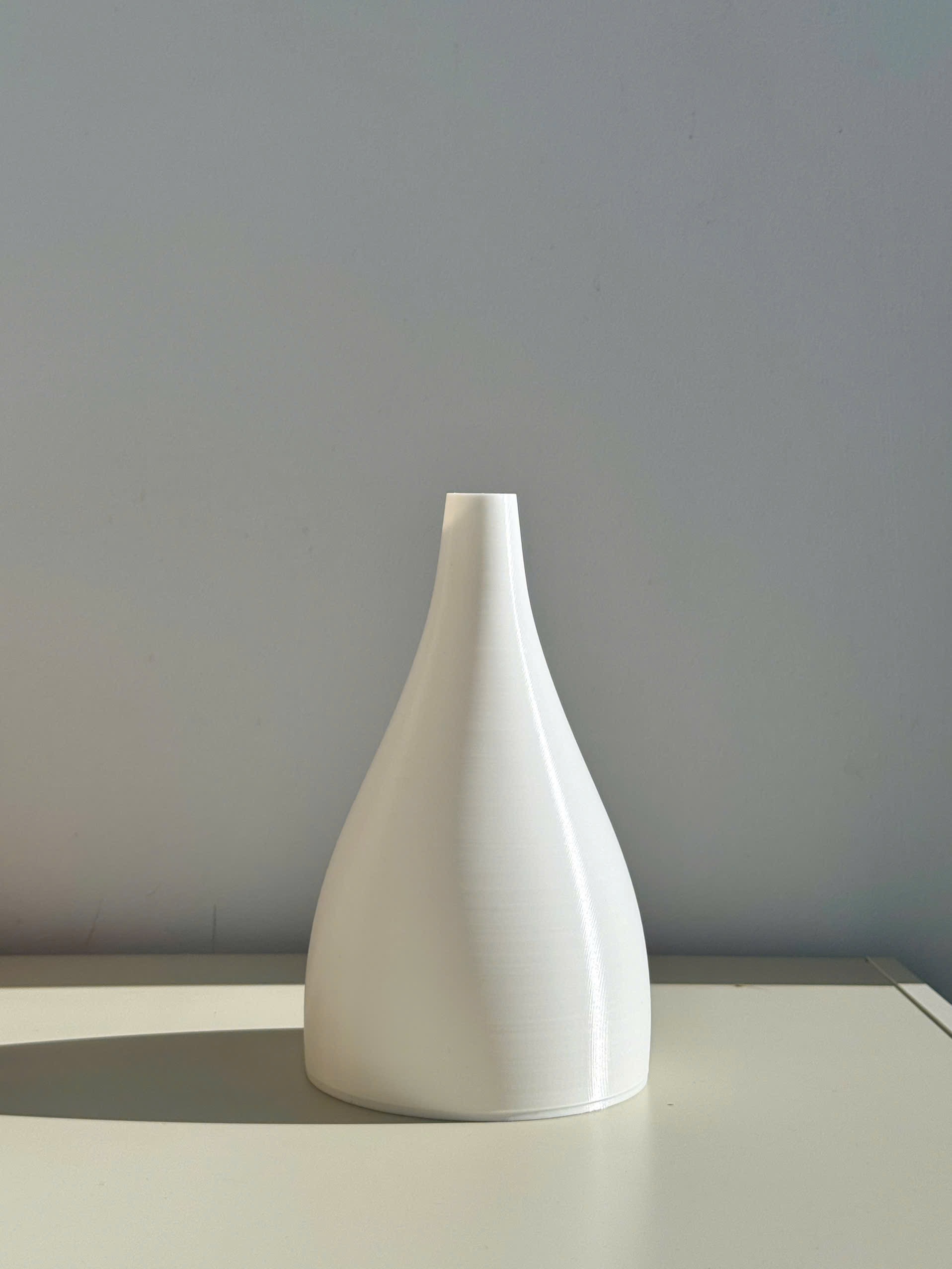 Aesthetic Vase — thumbnail 2