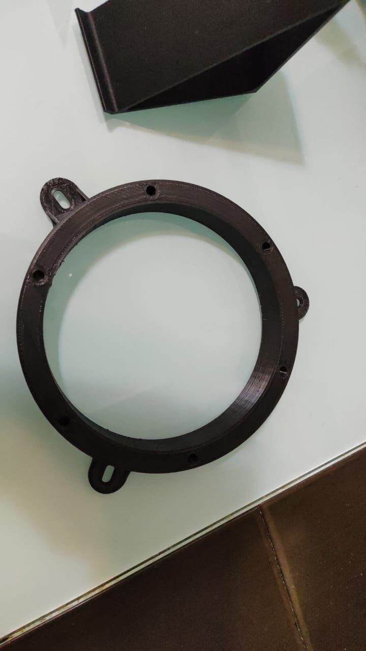 Mazda 2 (Demio) speaker adapter for scanspeak 18W/4434G00