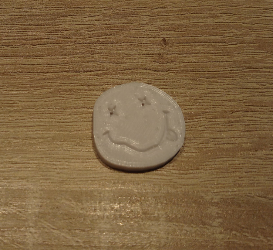 Miniatura 2 do modelo 3D Nirvana Button