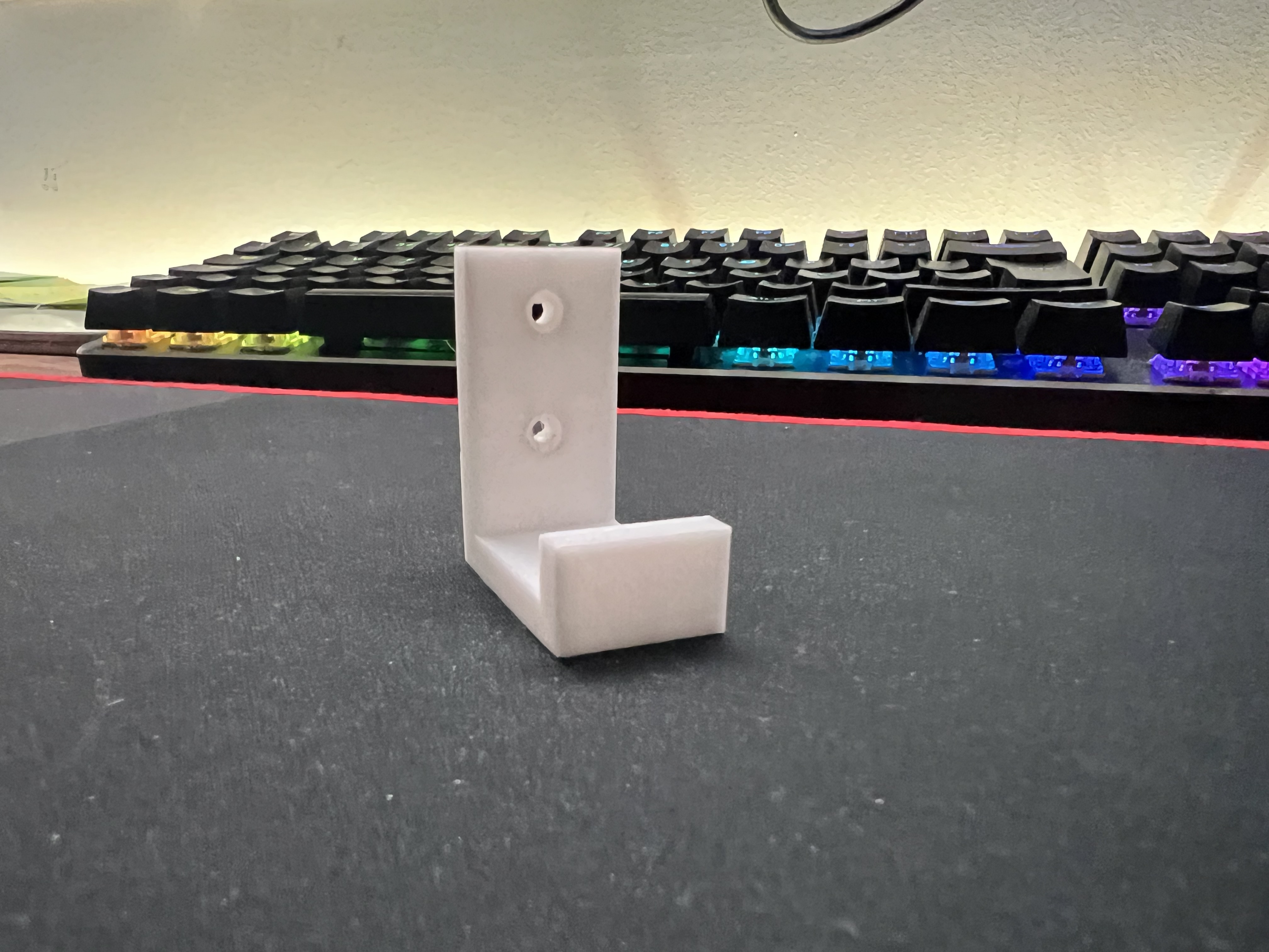 Simple Wall Hook / AKAI APC Mini Wall Support