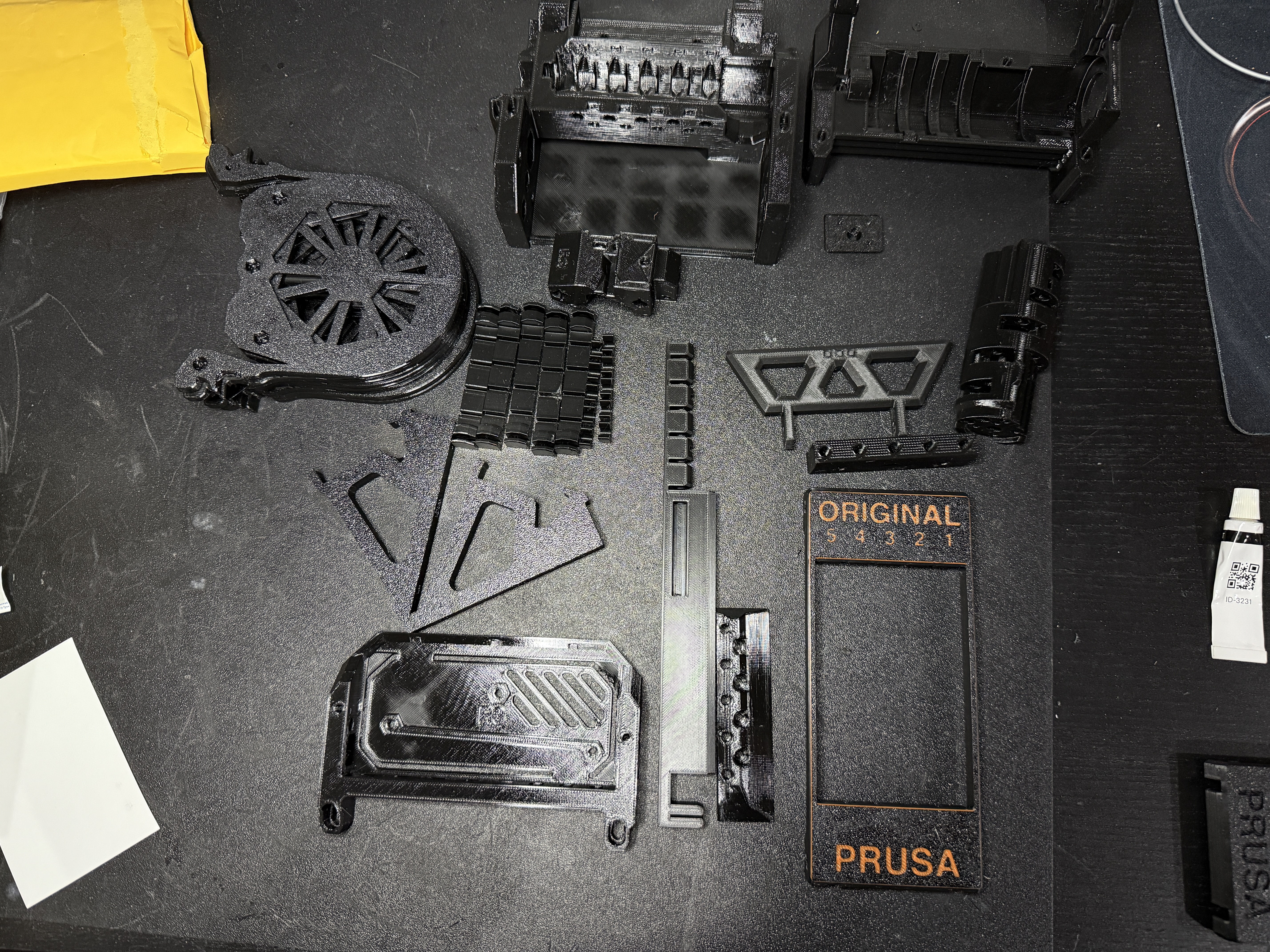 MMU3 Multi Material Unit .gcode specific for MK3.5S with  multicolor Front Buffer MMU 3, similar layouts as the orginal .gcodes — miniatura 3