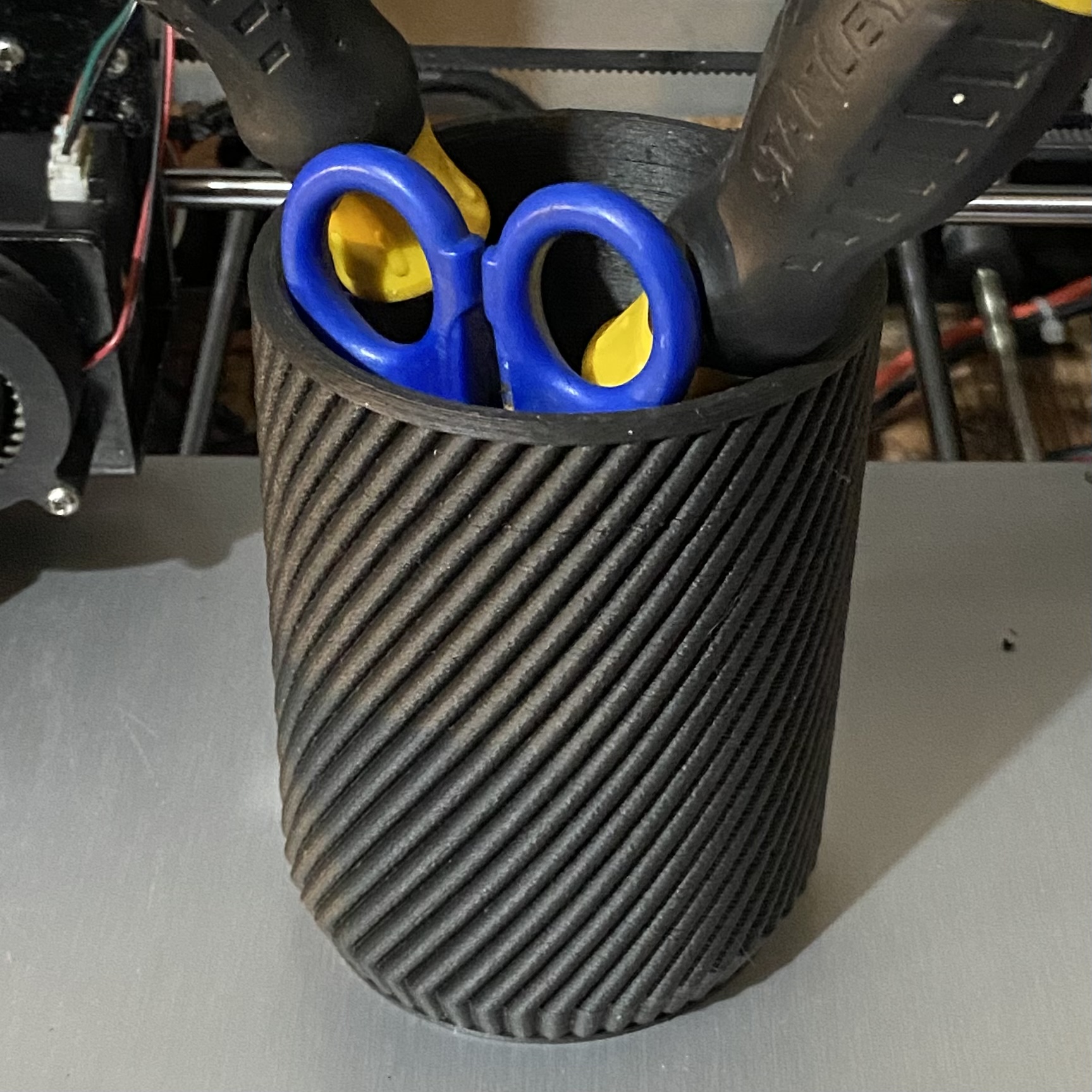 Swirly Planter/Pot