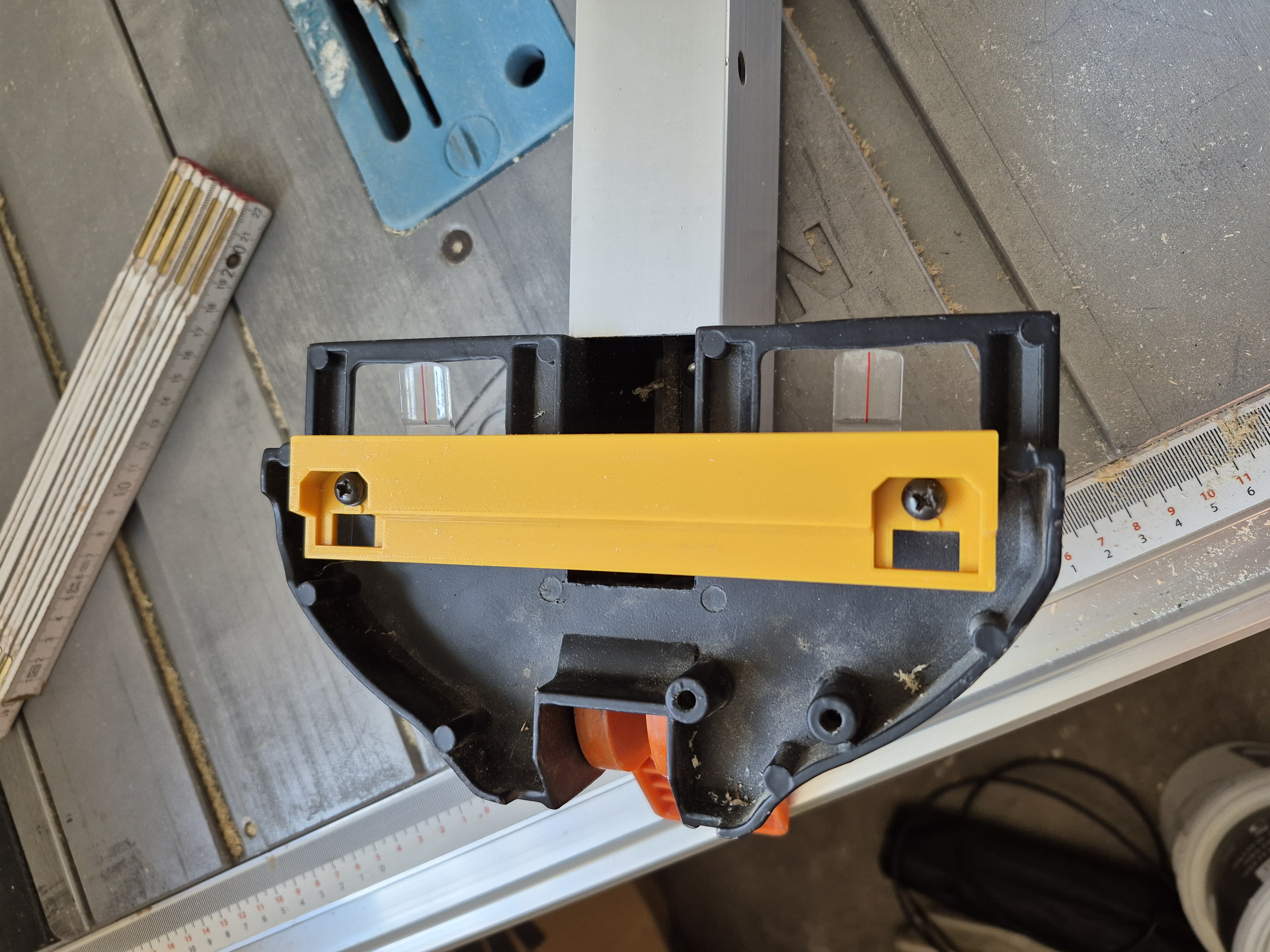 Better fence bracket